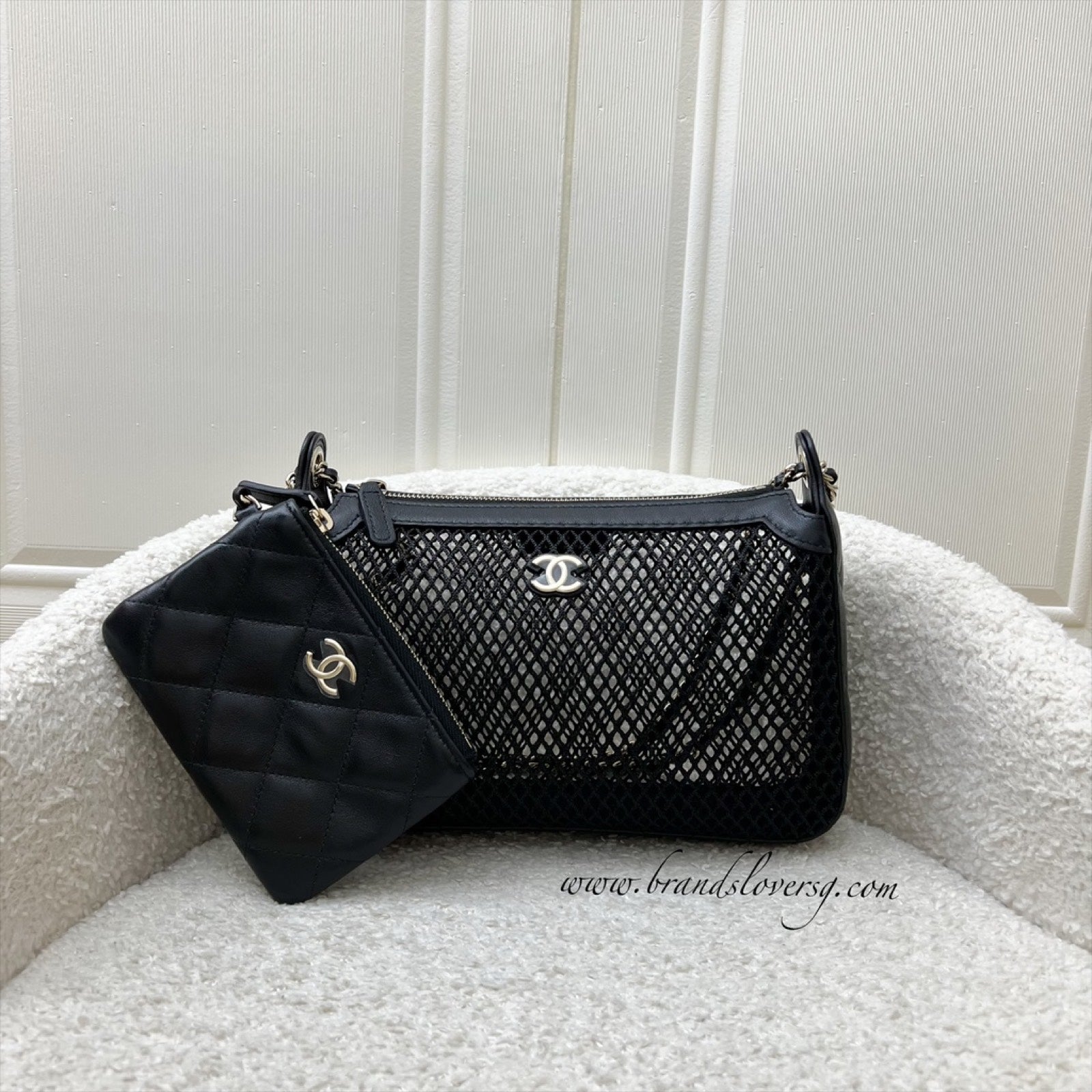 Chanel 25S Clutch on Chain in Black Mesh and Lghw ( )