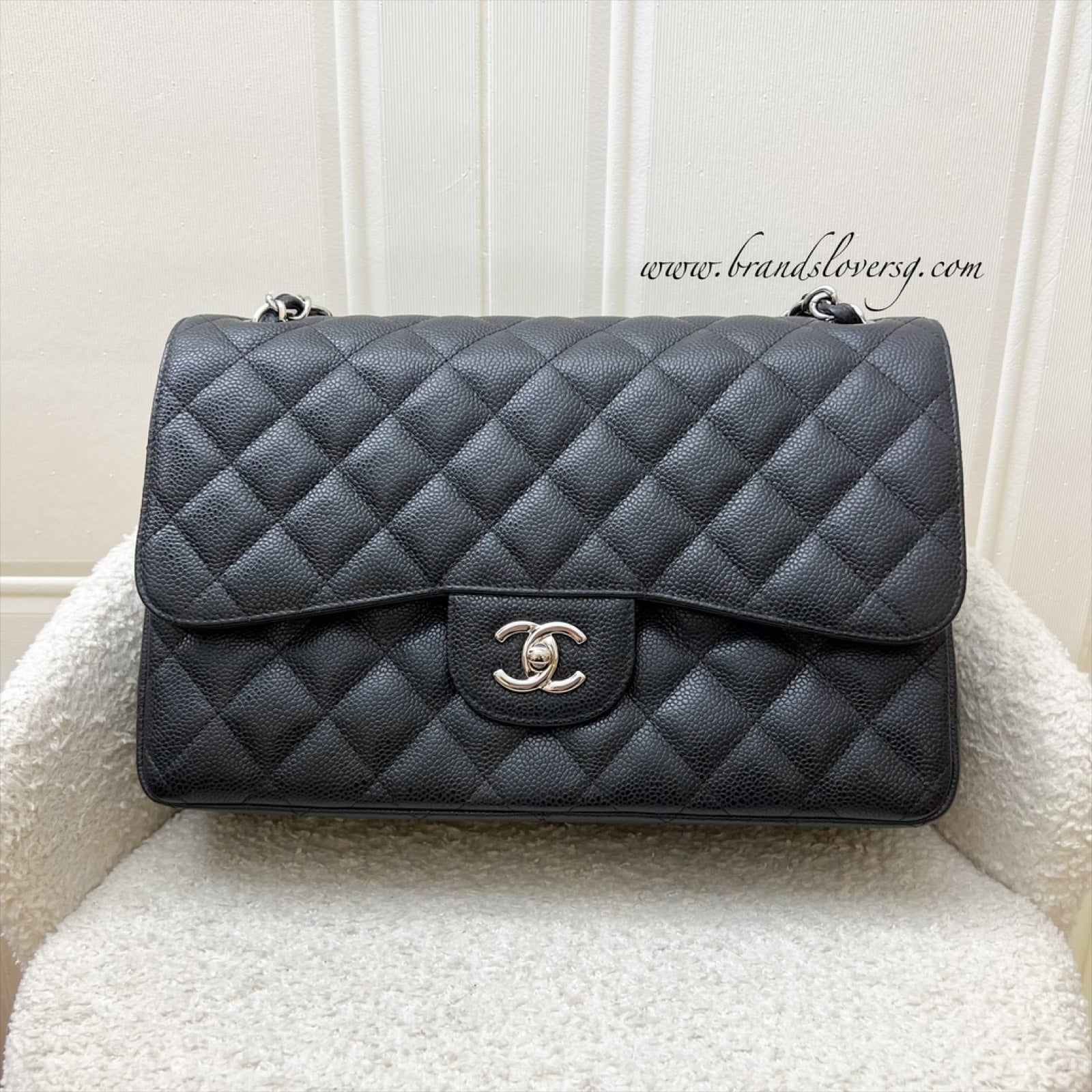 Chanel Jumbo Classic Flap Cf In Black Caviar And Shw Bag