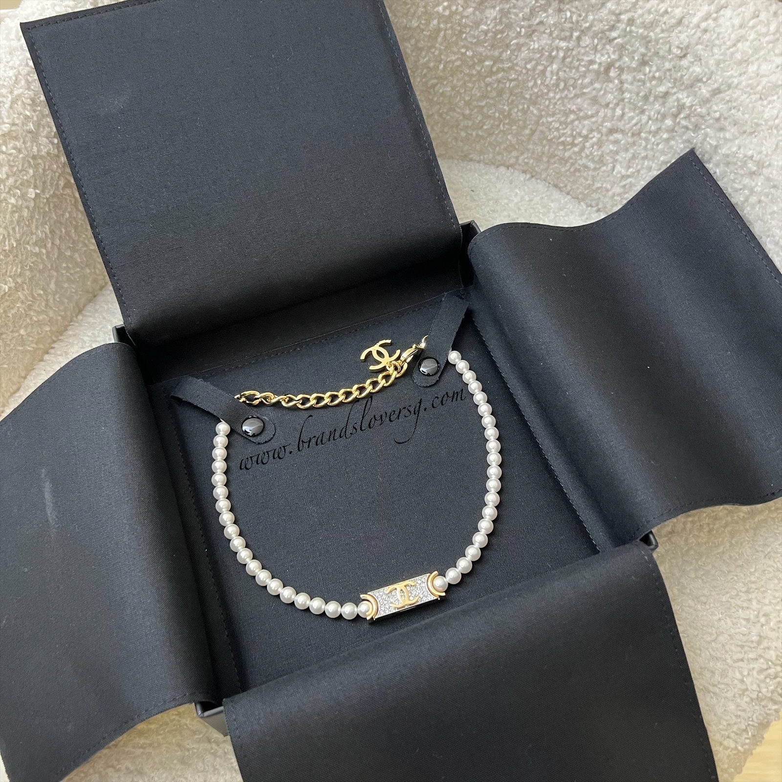 Chanel 23A Choker with Pearls and Crystals in Ghw Jewelry