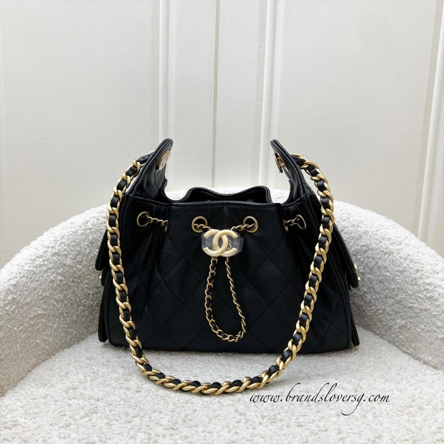 Chanel 25 Mini Hobo Bag in Black Caviar and AGHW (Model: AS5631)