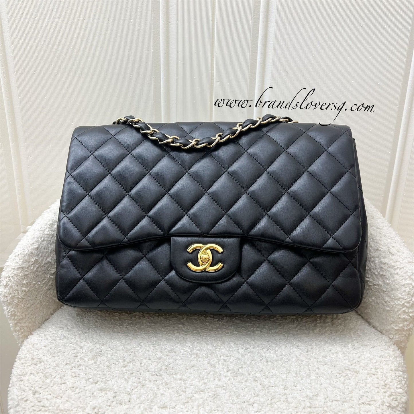Chanel Jumbo Classic Flap Sf in Black Lambskin and Ghw Handbag