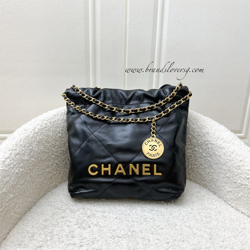 Chanel 22 Mini Hobo Handbag in Black Shiny Calfskin and Aghw ( )