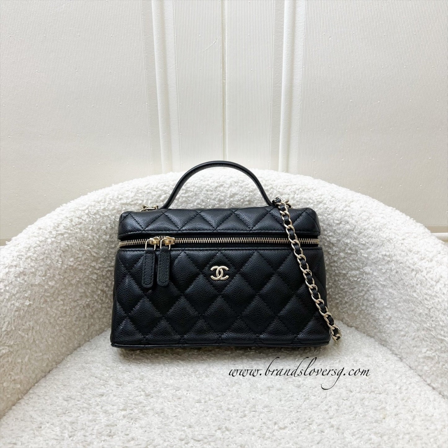 Chanel [below Retail!] 25P Vanity / Clutch with Chain (lp Style Bag) in Black Caviar and Lghw ( )