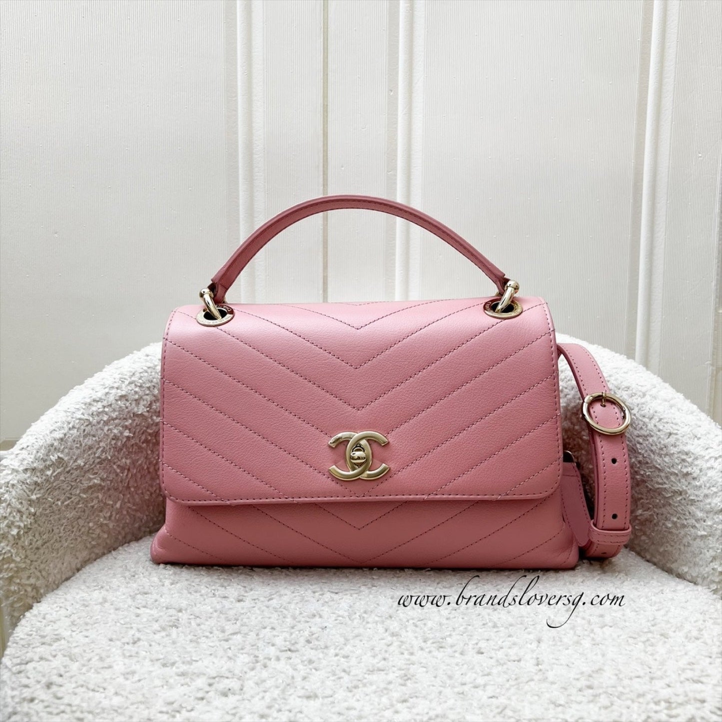 Chanel Seasonal Top Handle Flap Bag In Chevron Quilted Pink Calf Leather And Lghw