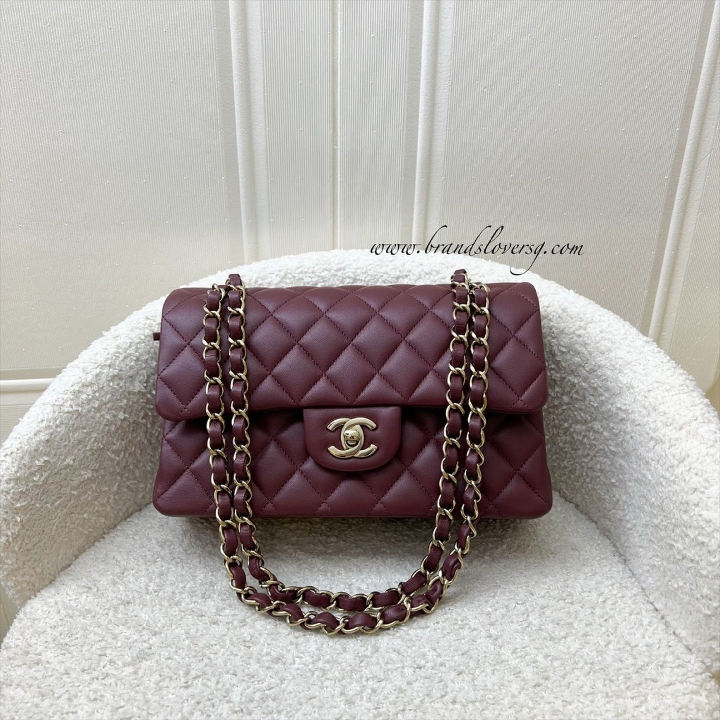 Chanel Small Classic Flap Cf in Burgundy Lambskin and Lghw Handbag