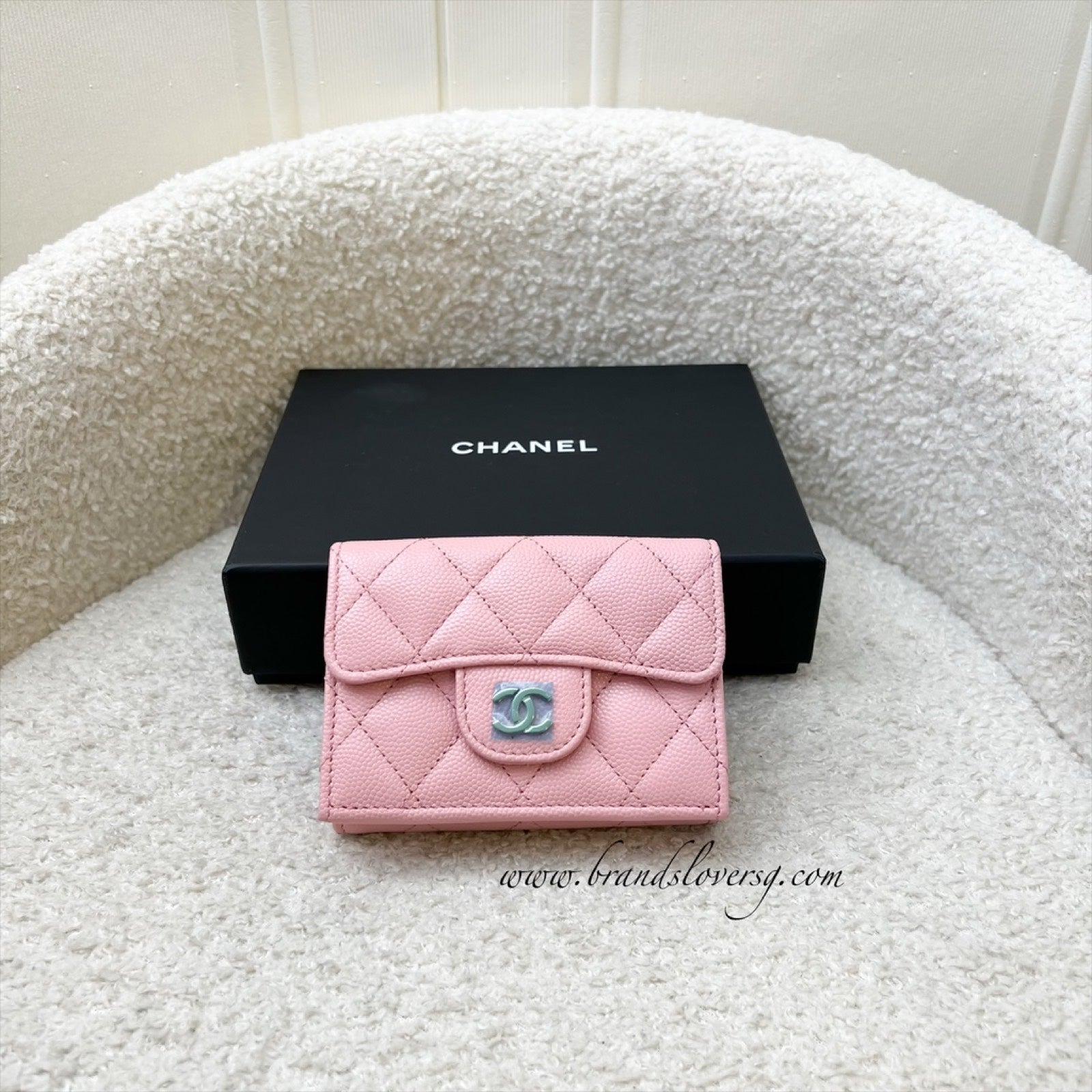 Chanel Trifold Small Wallet In 22C Pink Caviar Lghw Bag