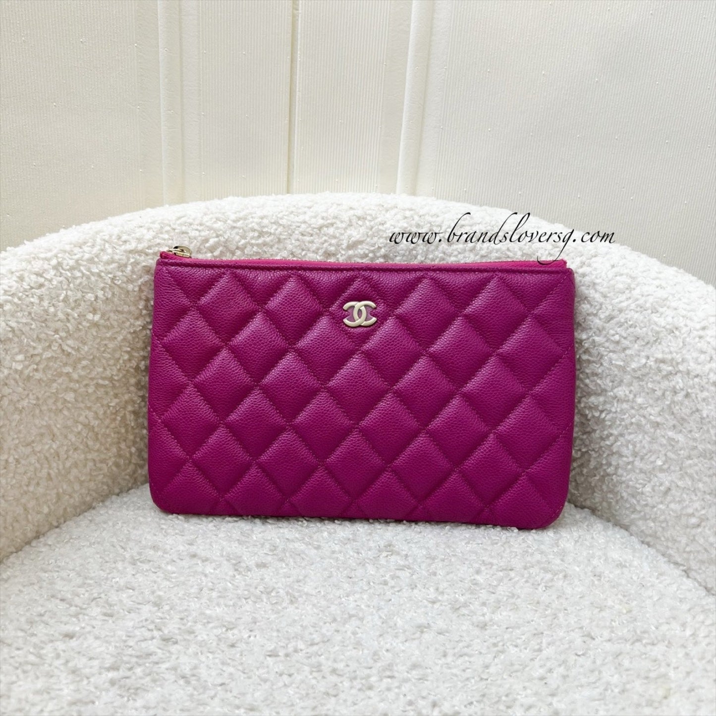 Chanel Classic Small O-Case In Fuschia Caviar And Lghw Bag