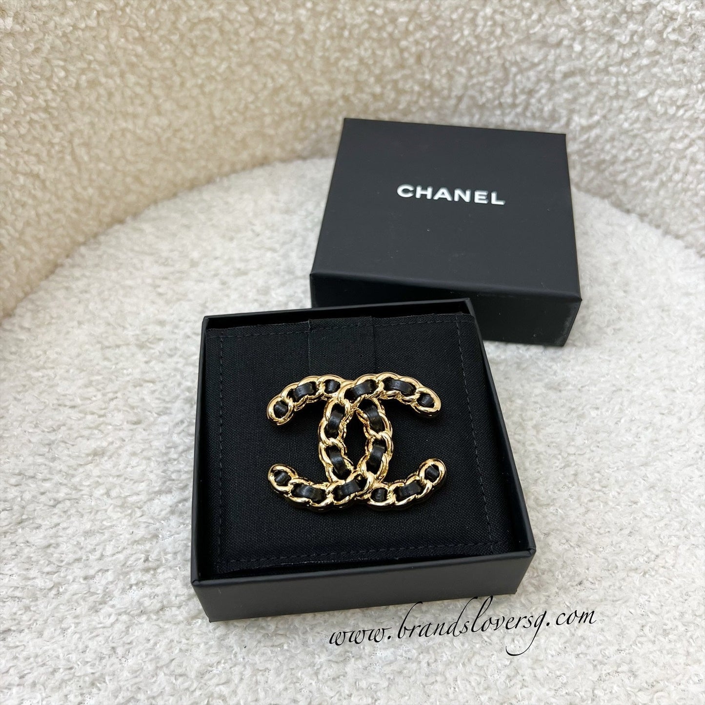 Chanel Classic CC Brooch with Black Interwoven Leather and Ghw