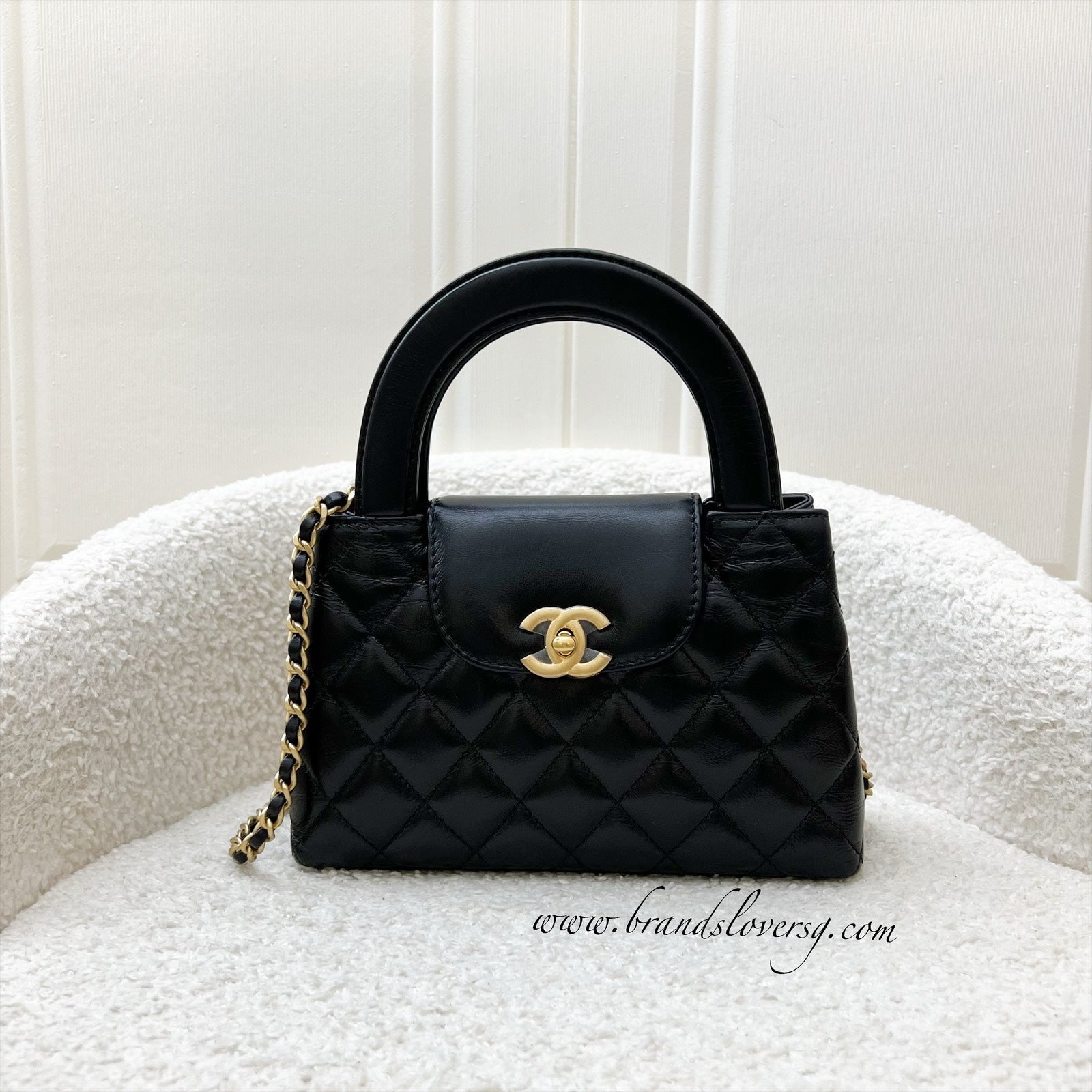 Chanel Mini / Small Kelly Bag In 24A Black Shiny Distressed Calfskin And Aghw (model: AS4416) 2