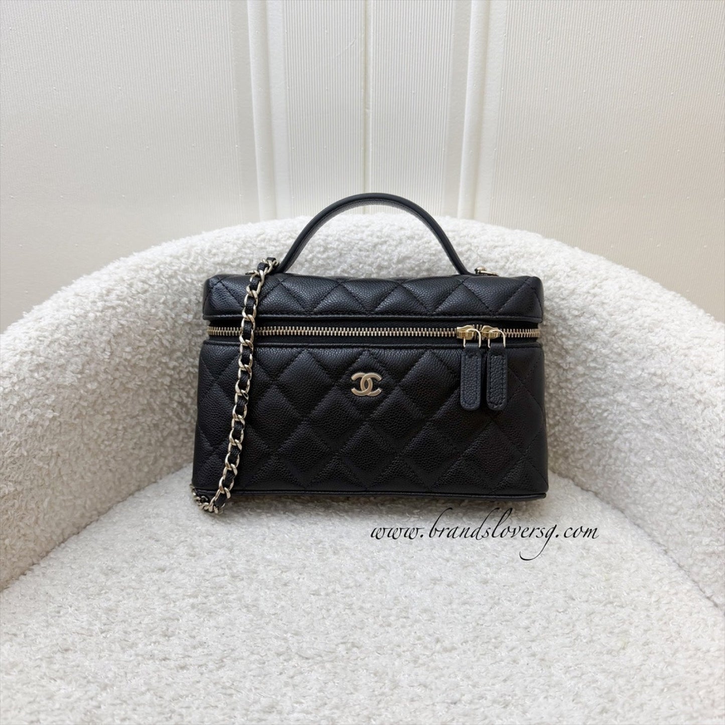 [Local Set - Oct 2025] Chanel 25K Vanity / Clutch with Chain (LP Style Bag) in Black Caviar and LGHW (Model: AP4385)