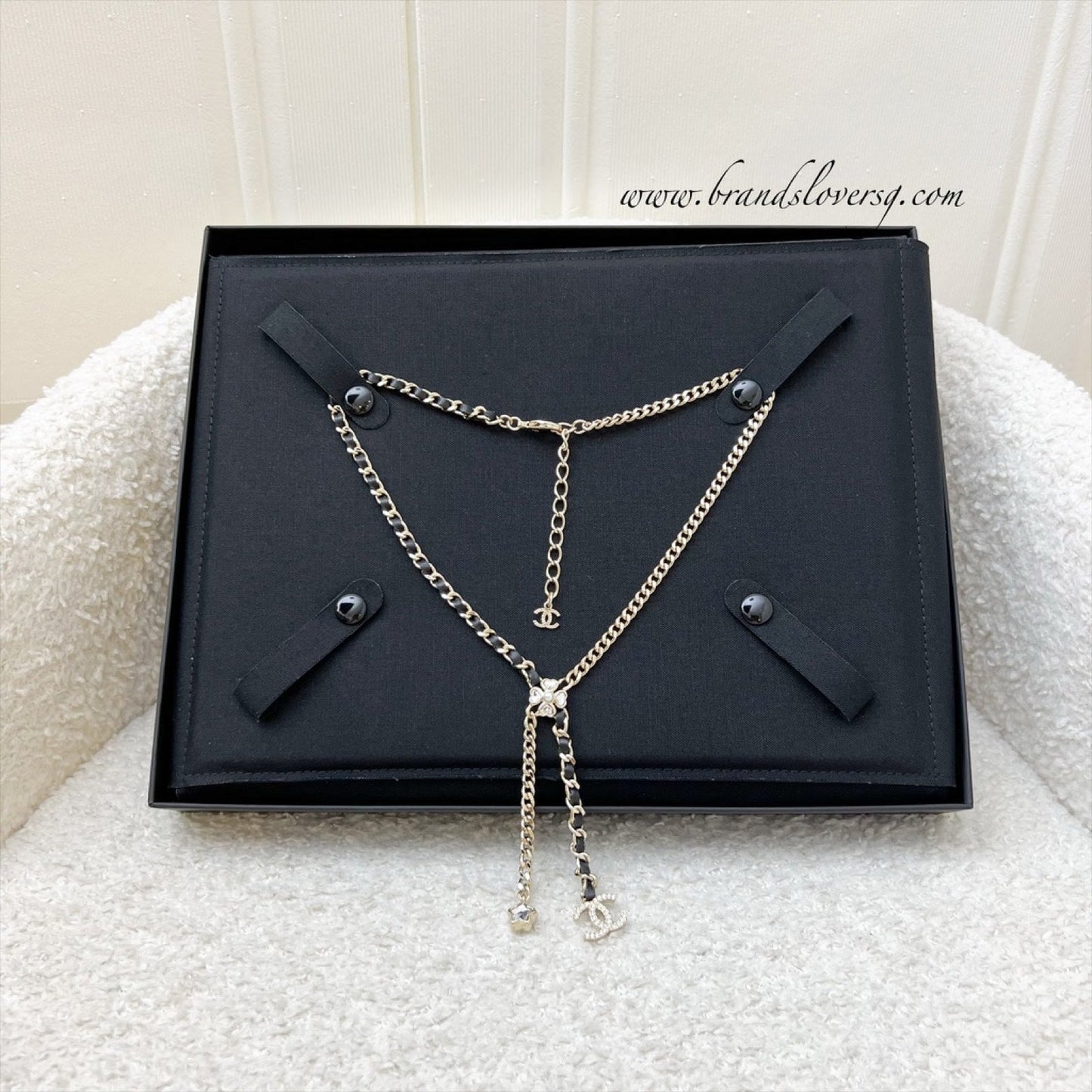 Chanel 25B Flower,star and CC Logo Necklace with Black Leather and Crystals in Light Gold Hw ( )