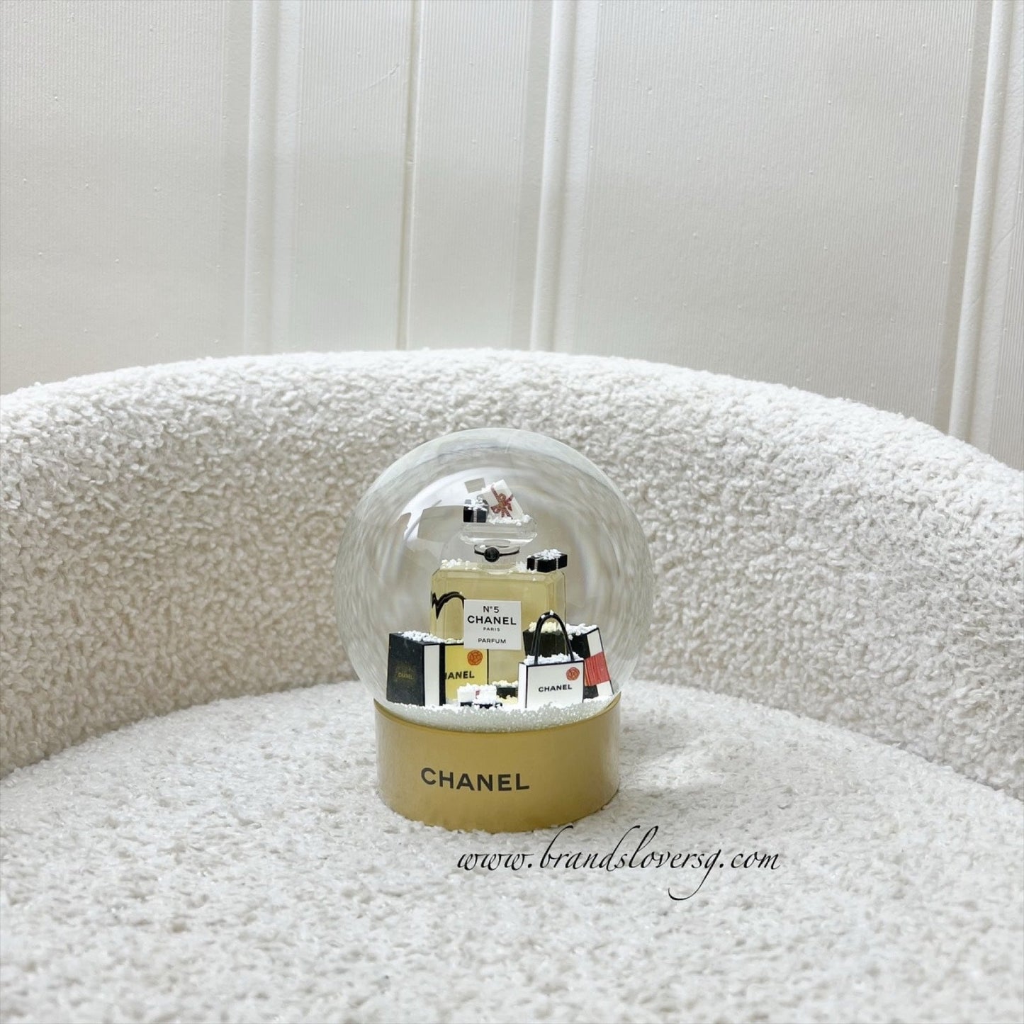 Chanel Vip Gift Perfume Bottles Christmas Snow Globe Handbag