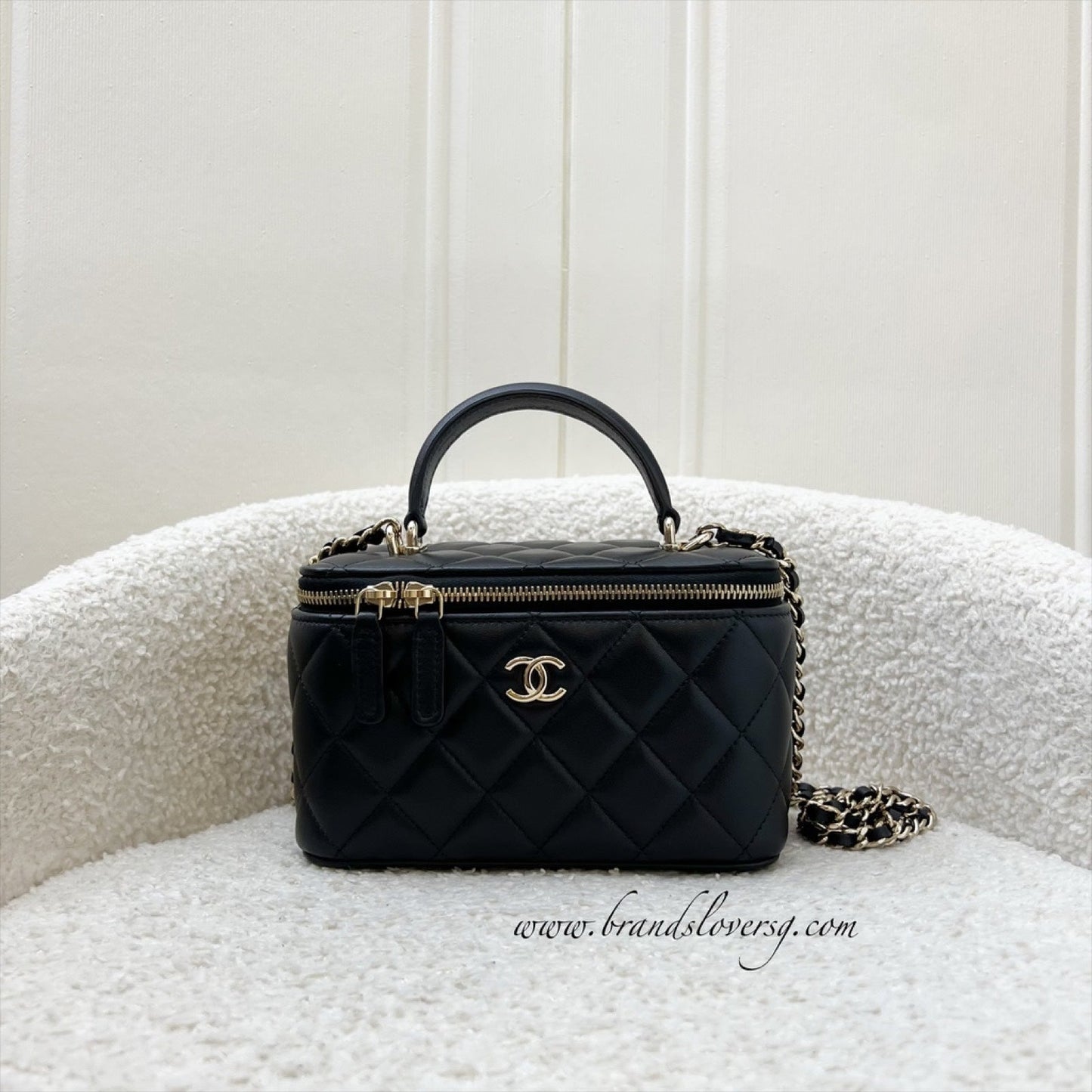 Chanel Top Handle Small Vanity in Black Lambskin and Lghw ( ) Handbag