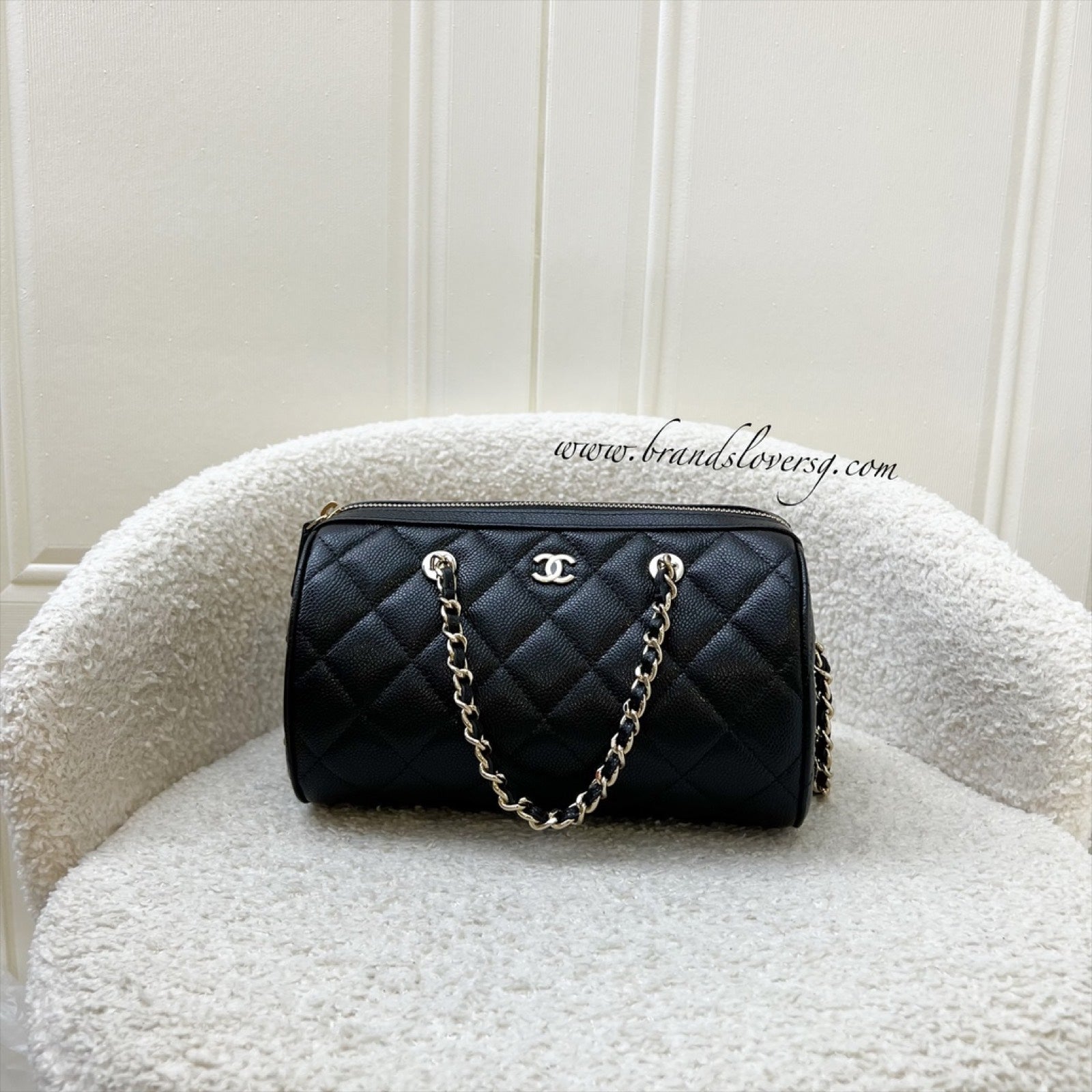 Chanel 25P Bowling Bag in Black Caviar and Lghw ( )