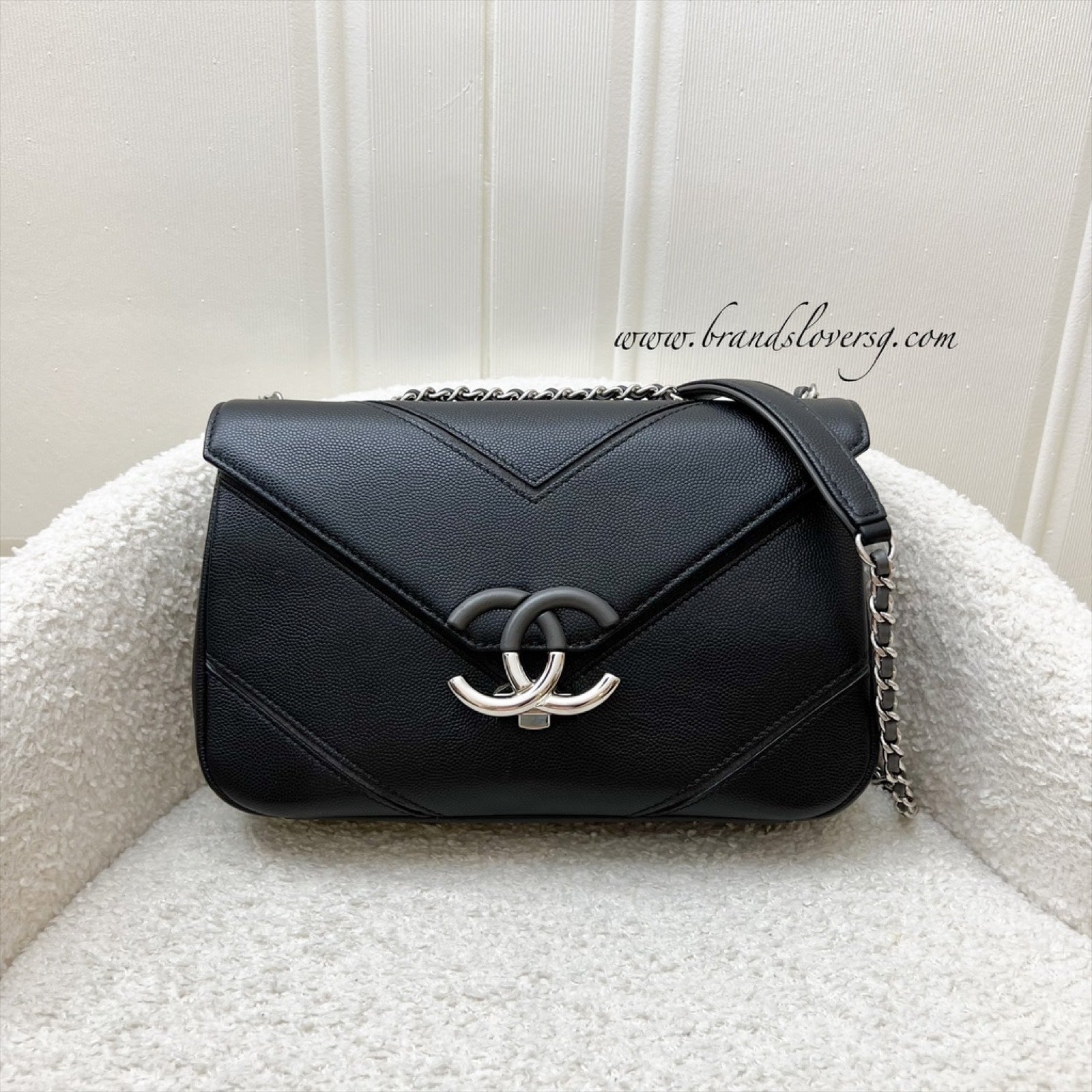 Chanel Macro Chevron Flap Bag With 2-tone CC Logo In Black Caviar And Shw