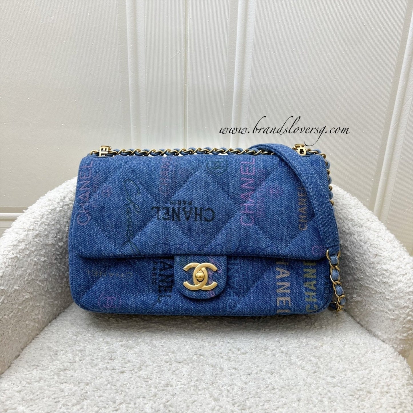 Chanel 22P Denim Mood Medium Flap Bag in Blue Printed Denim and AGHW (Model: AS3135)