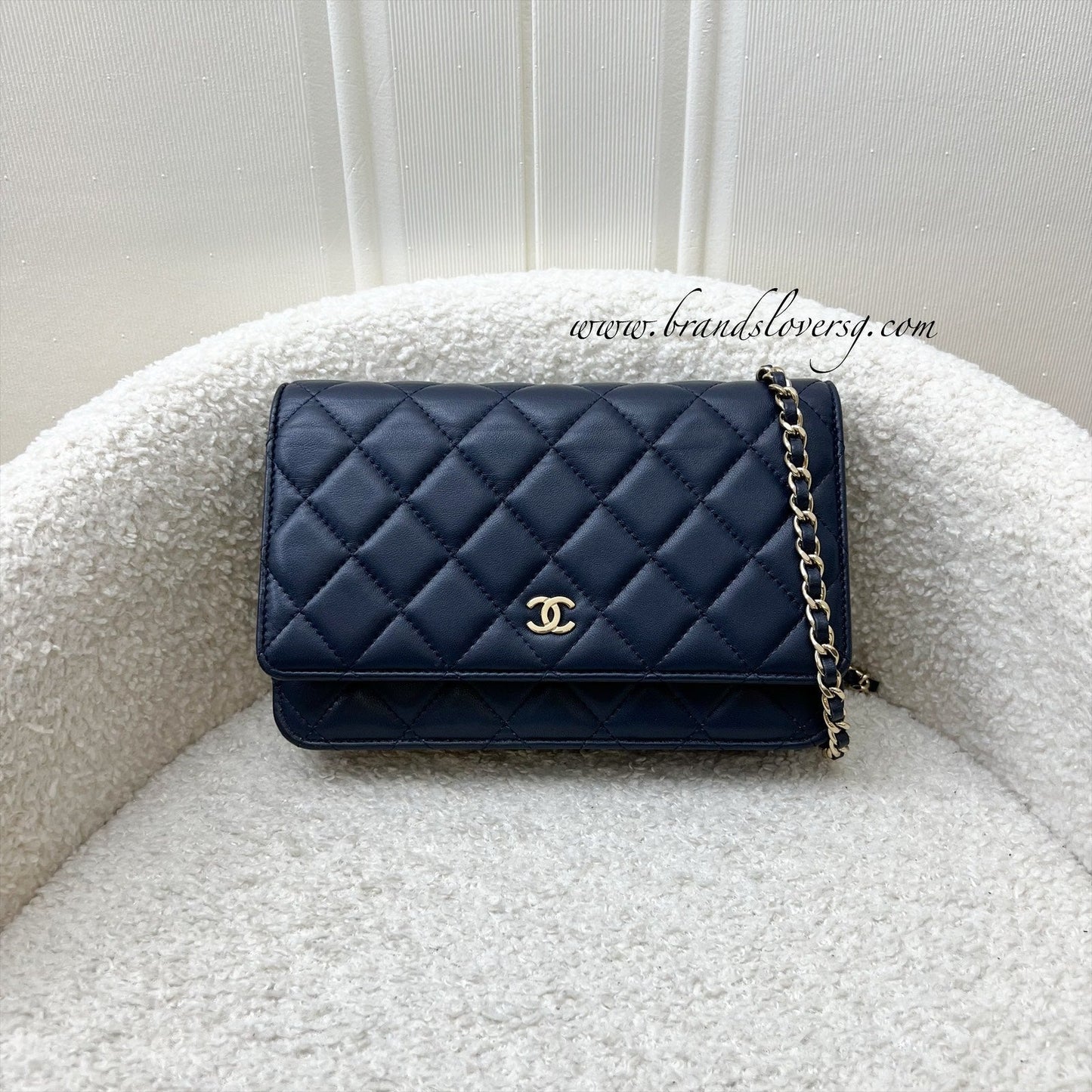 Chanel Classic Wallet On Chain Woc In Navy Lambskin And Lghw ( ) Bag
