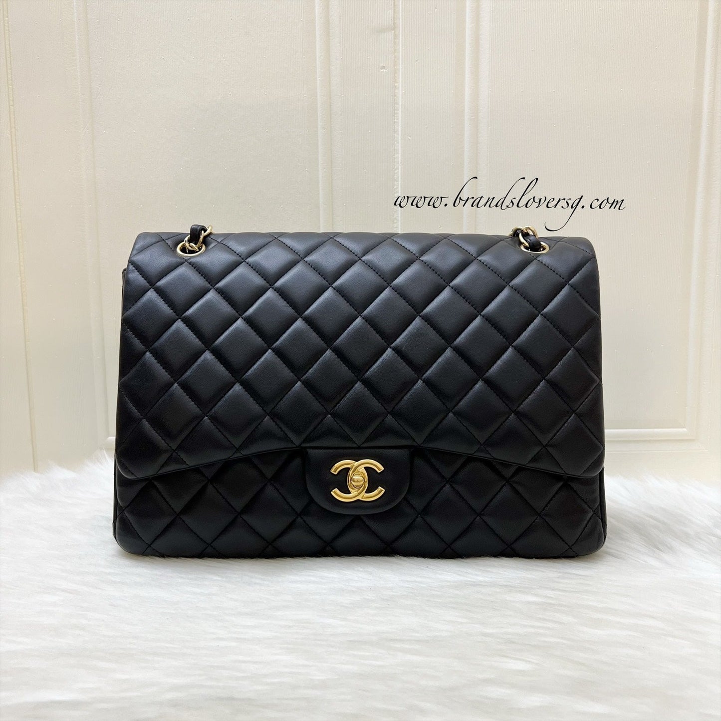 Chanel Maxi Classic Flap Sf in Black Lambskin and Ghw Handbag