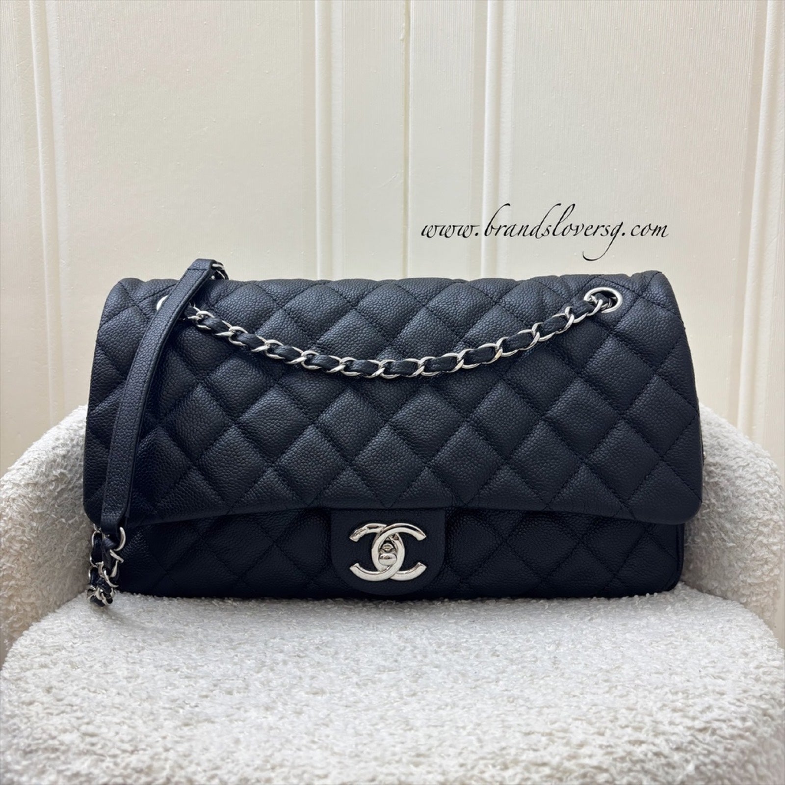 Chanel Easy Caviar Jumbo Flap in Black Caviar and Shw Handbag