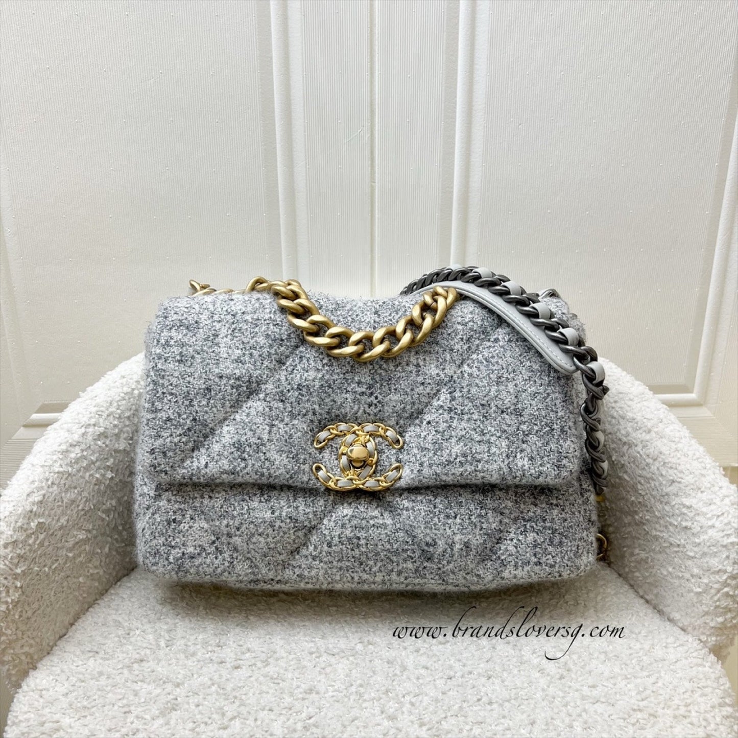 Chanel 19 Small Flap Bag In Light Grey Tweed And 3-tone Hw