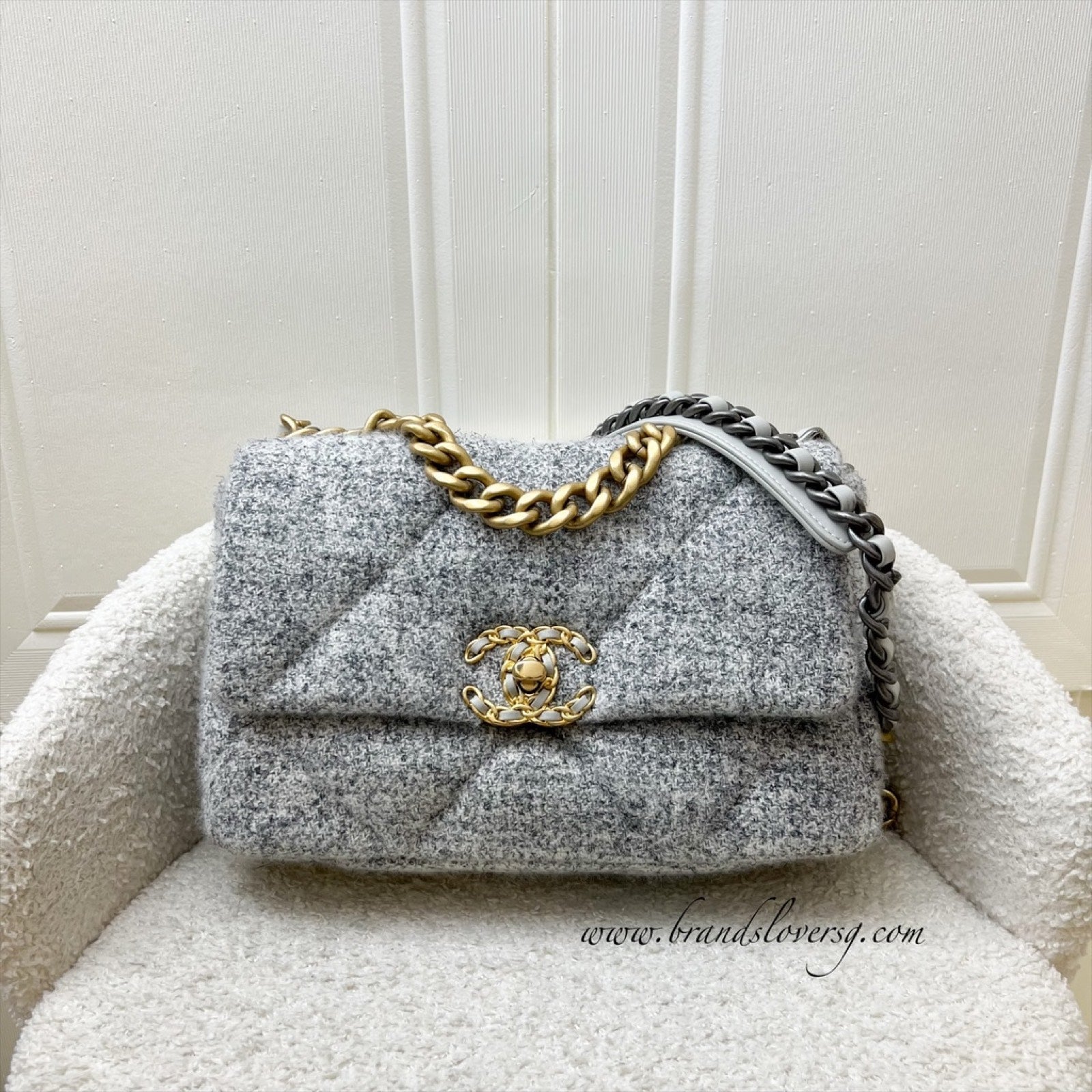 Chanel 19 Small Flap Bag In Light Grey Tweed And 3-tone Hw