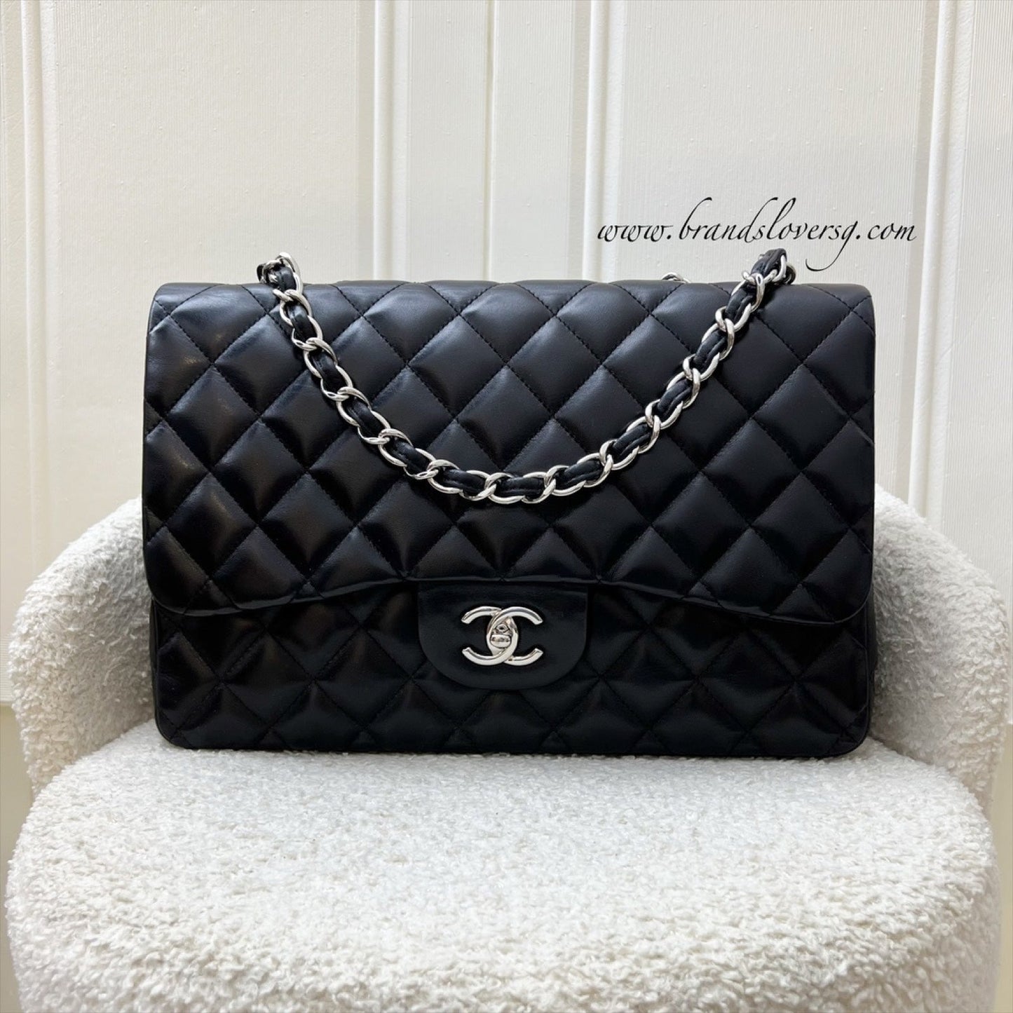 Chanel Jumbo Classic Single Flap Sf in Black Lambskin and Shw Handbag