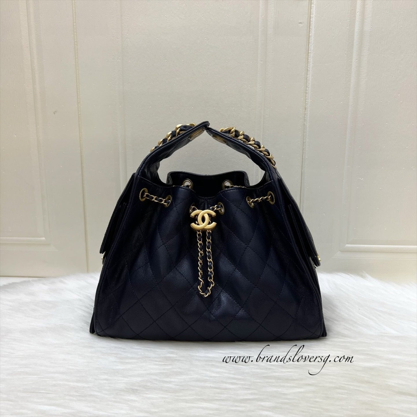 Chanel 25 Small Hobo Bag in 25S Navy Caviar and AGHW (Model: AS5293)