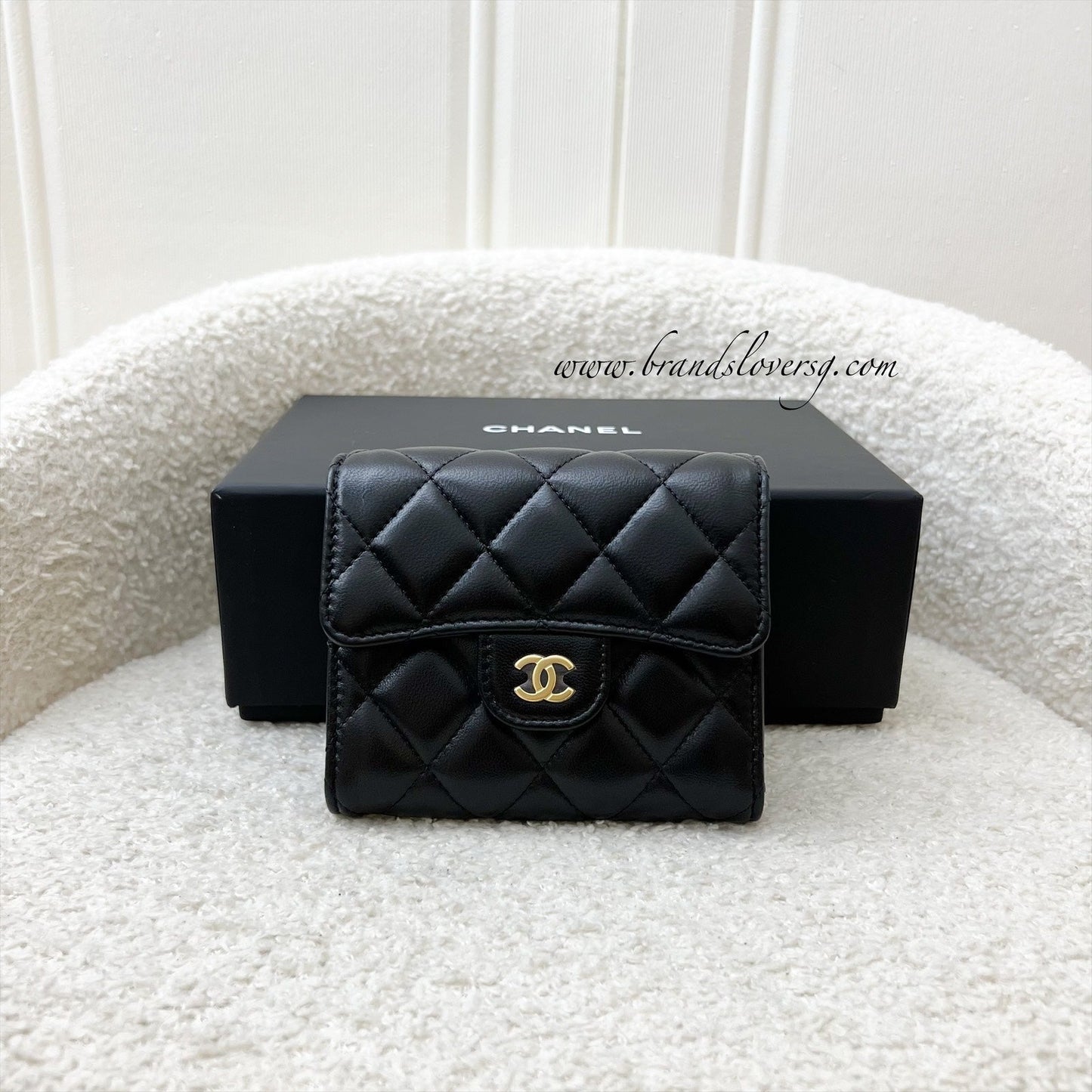 Chanel Classic Trifold Compact Wallet In Black Lambskin And Ghw ( ) Bag
