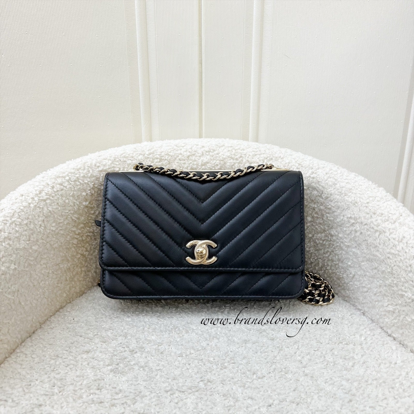 Chanel Trendy CC Wallet on Chain WOC in Black Chevron Lambskin and Lghw ( ) Handbag