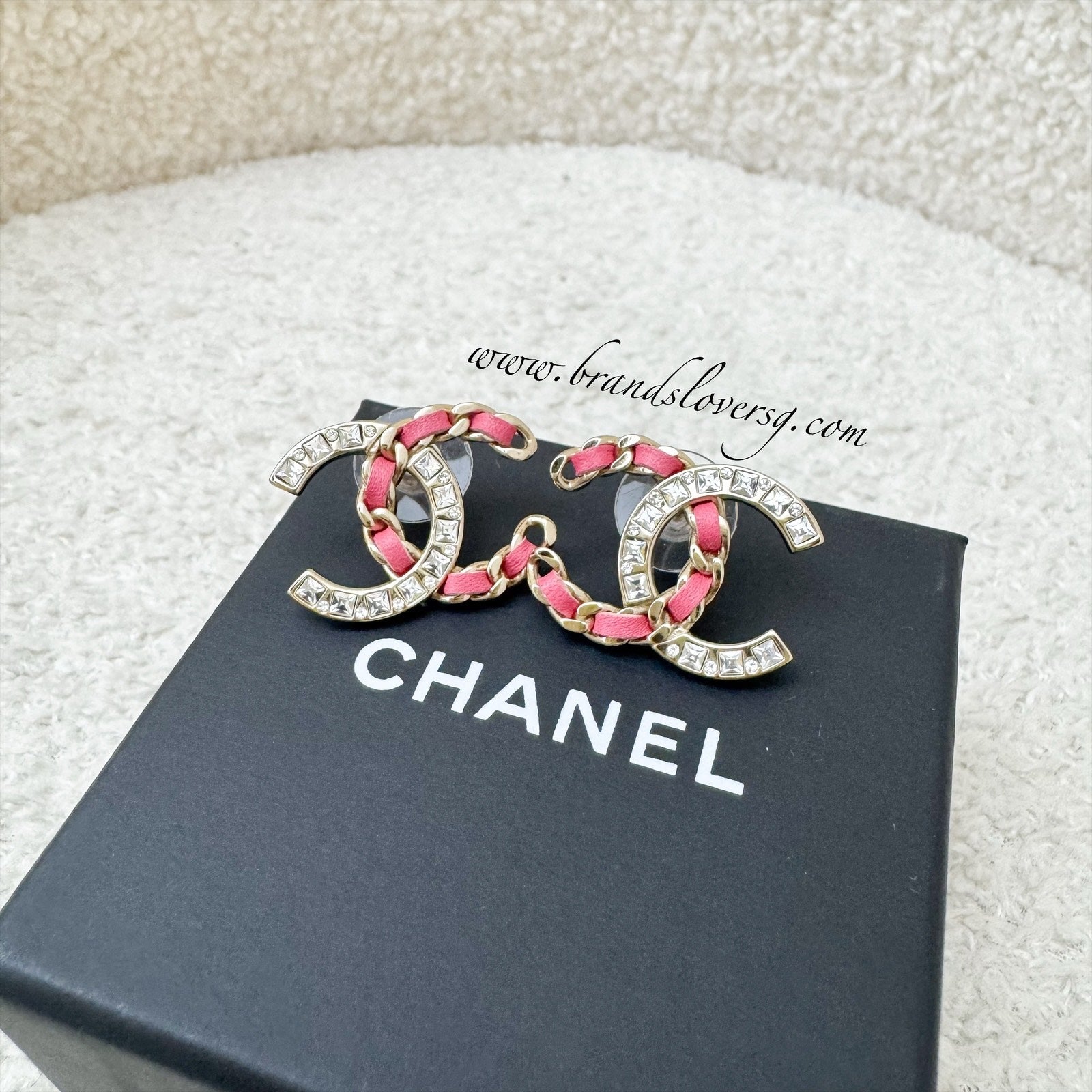 Chanel Medium CC Logo Earrings with Pink Leather and Crystals in Lghw