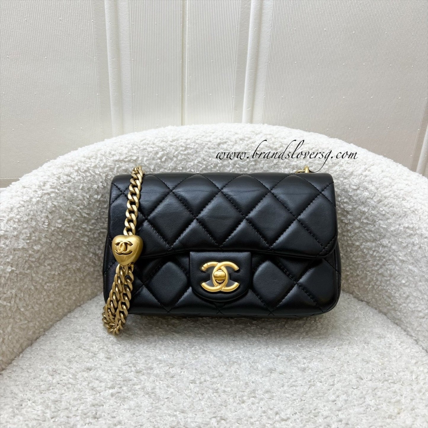 Chanel Heart Adjustable Chain Mini Flap Bag in Black Lambskin and Aghw ( )