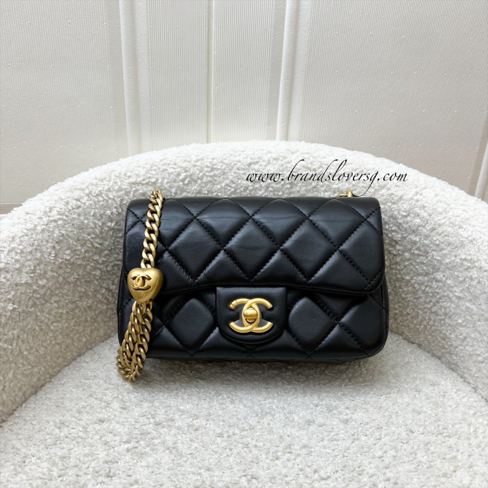 Chanel Heart Adjustable Chain Mini Flap Bag in Black Lambskin and Aghw ( )
