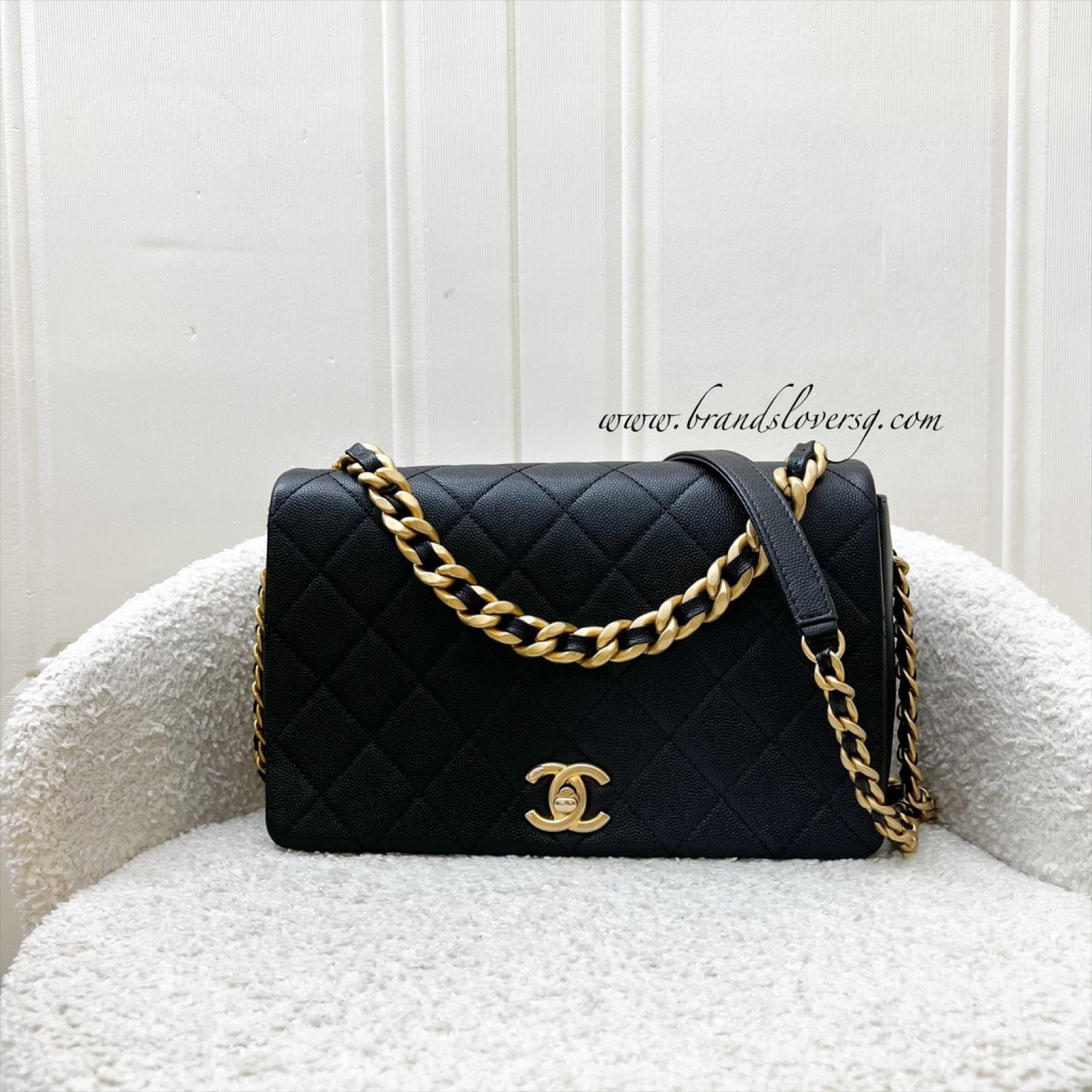 Chanel 20A Full Flap Bag in Black Caviar and Aghw ( )