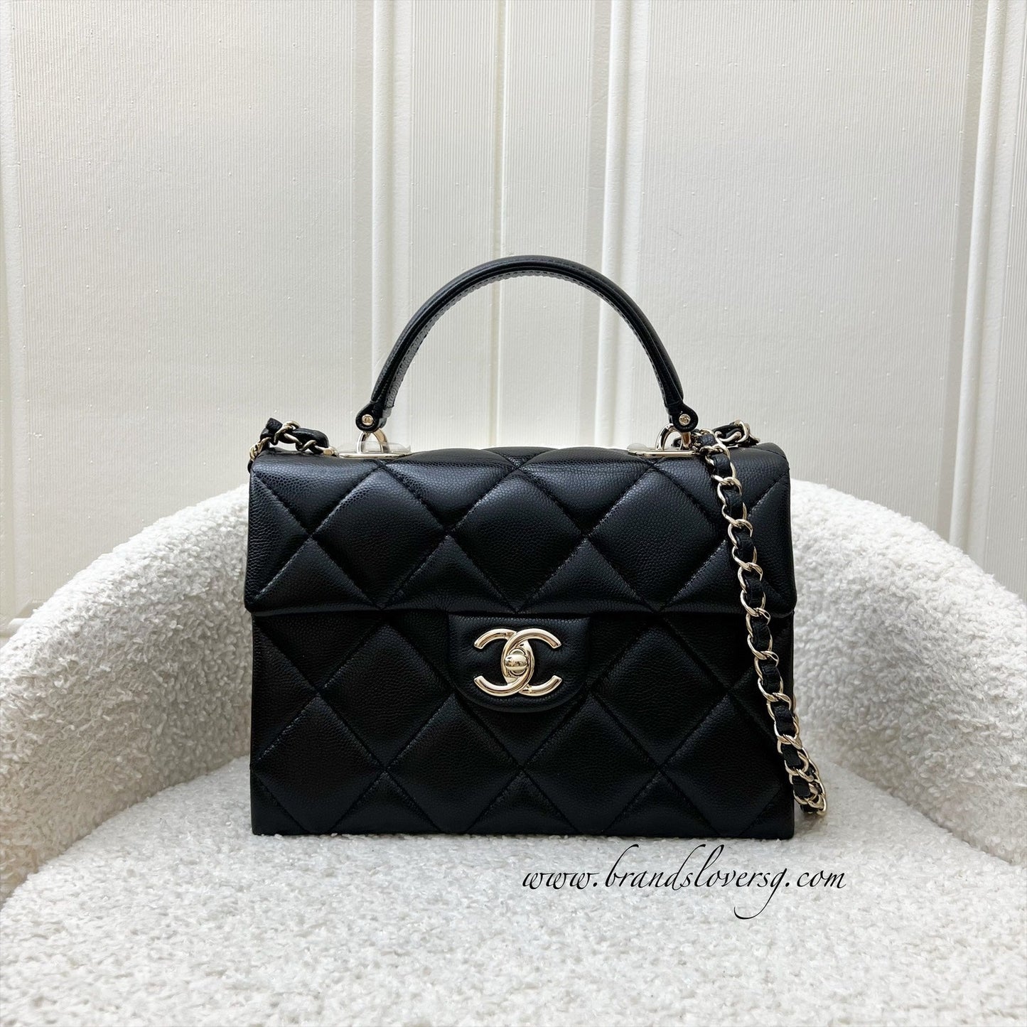 Chanel 24P My Retrofit Small Kelly Flap Bag in Black Caviar and Lghw ( )