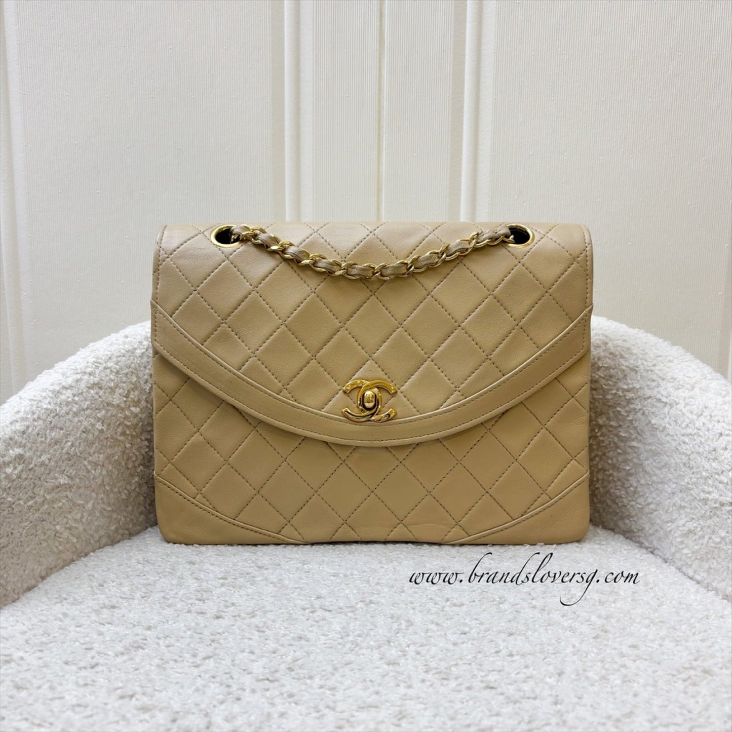Chanel Flap In Beige Lambskin And Ghw Bag