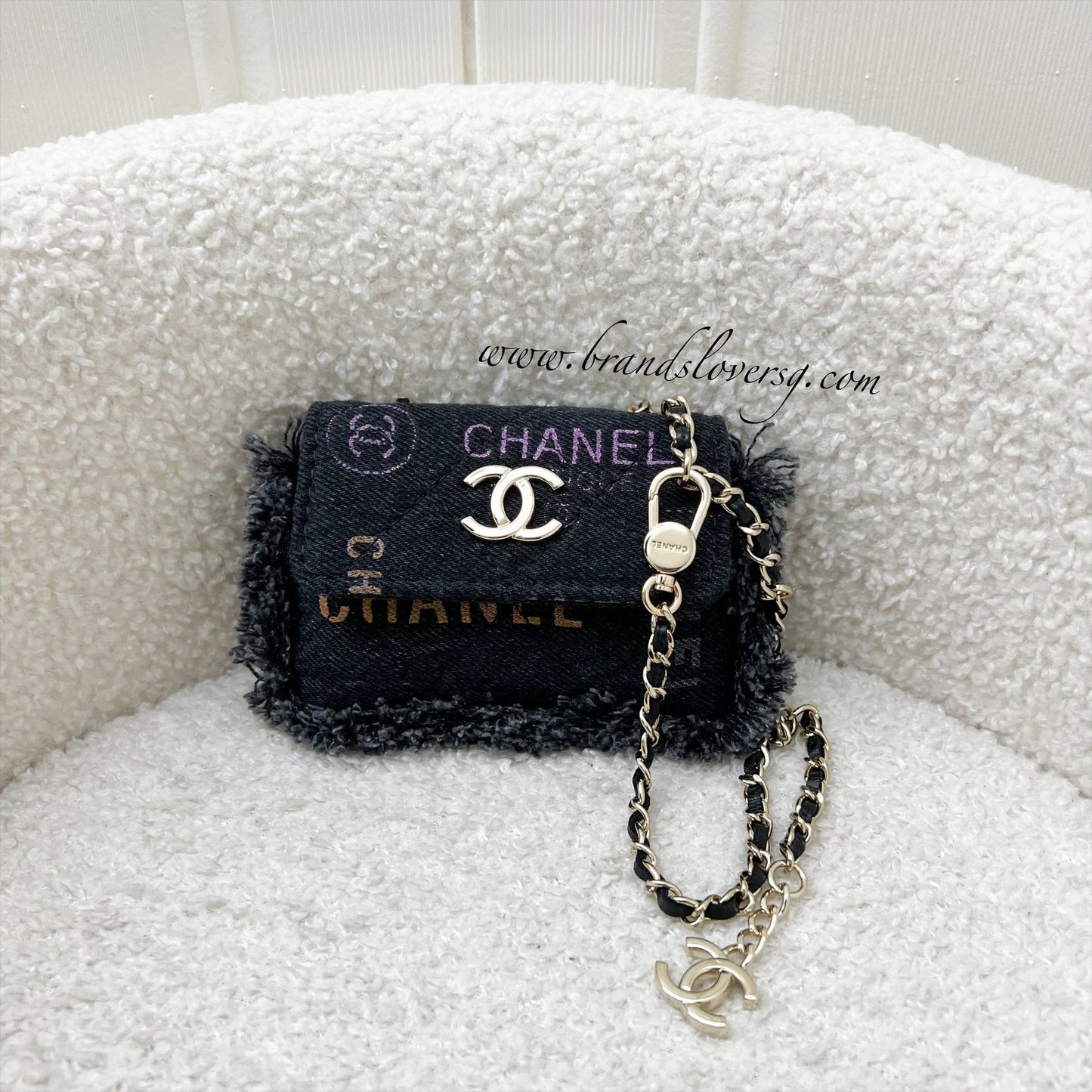 Chanel 22P Waist Bag / Clutch on Chain in Black Printed Denim and Ghw