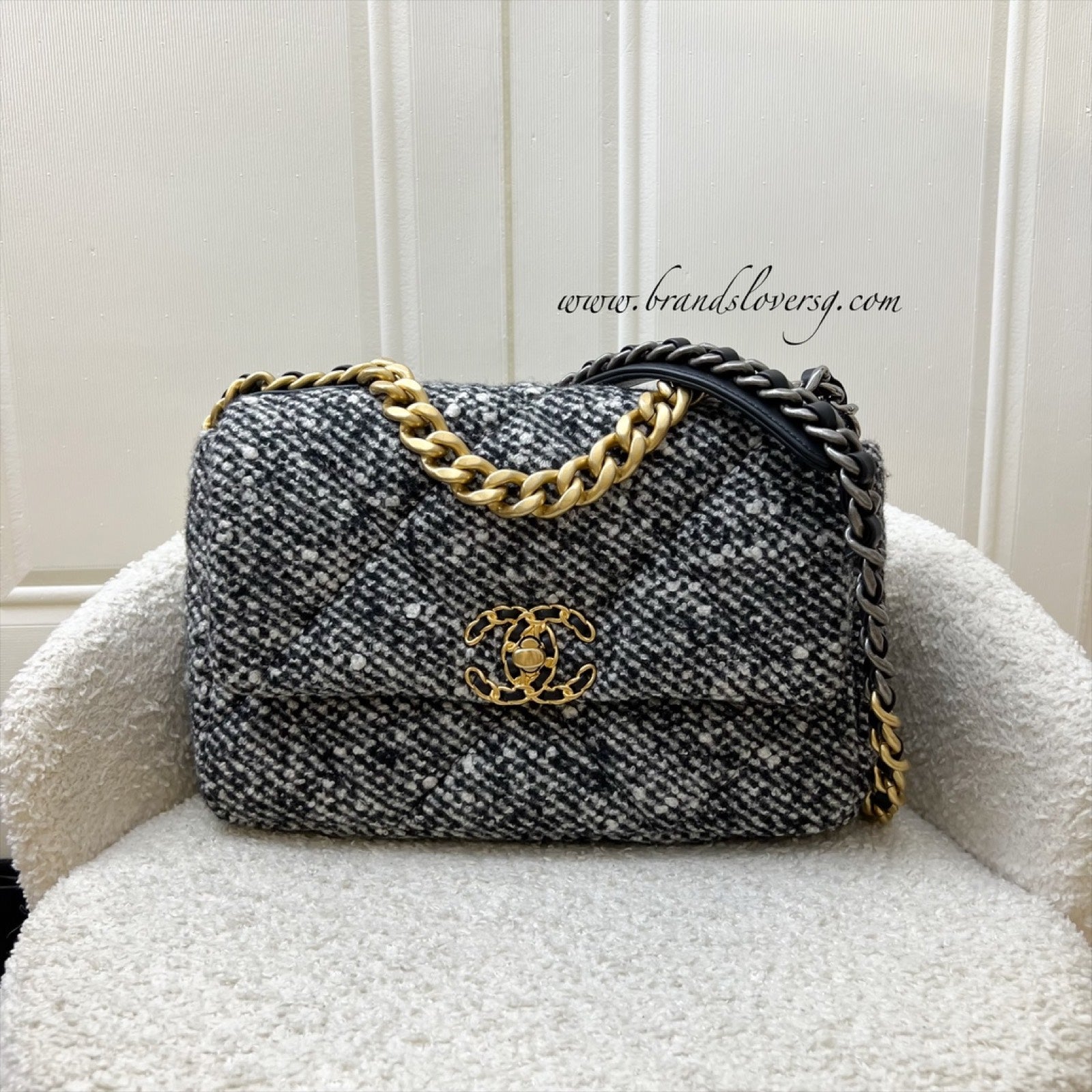 Chanel 19 Small Flap in Black and White Tweed Fabric and 3 Tone Hw Handbag