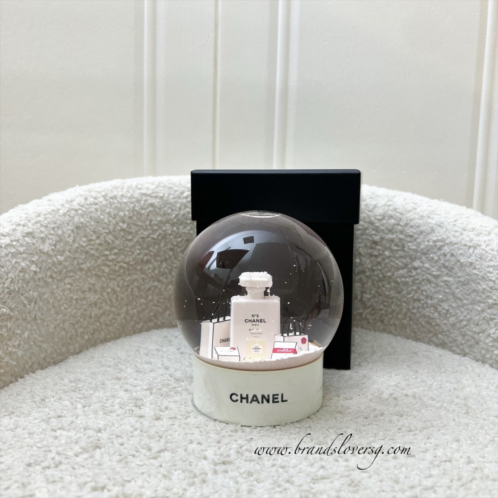 Chanel Vip Gift Perfume Bottles Snow Globe Handbag