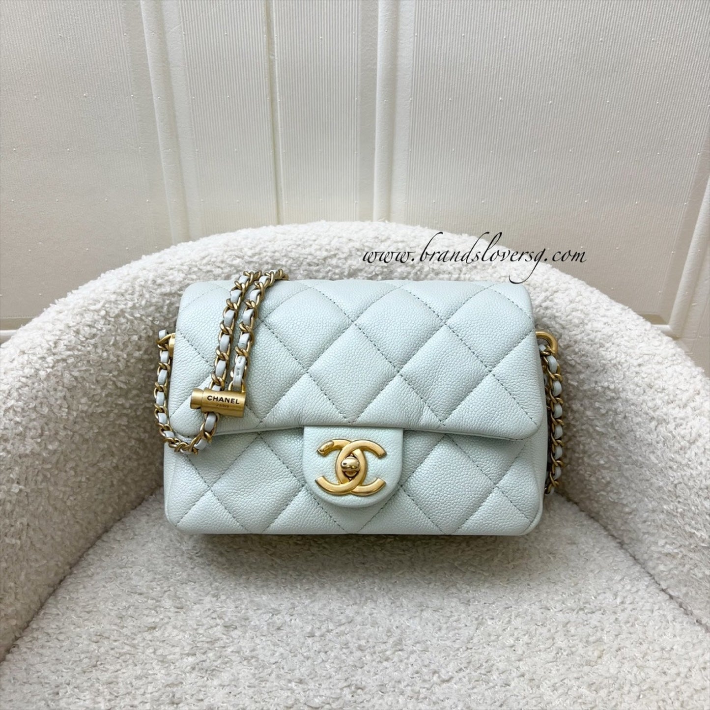 Chanel 21K Perfect Mini Flap Bag With Adjustable Chain In Iridescent Mint Caviar And Aghw ( )