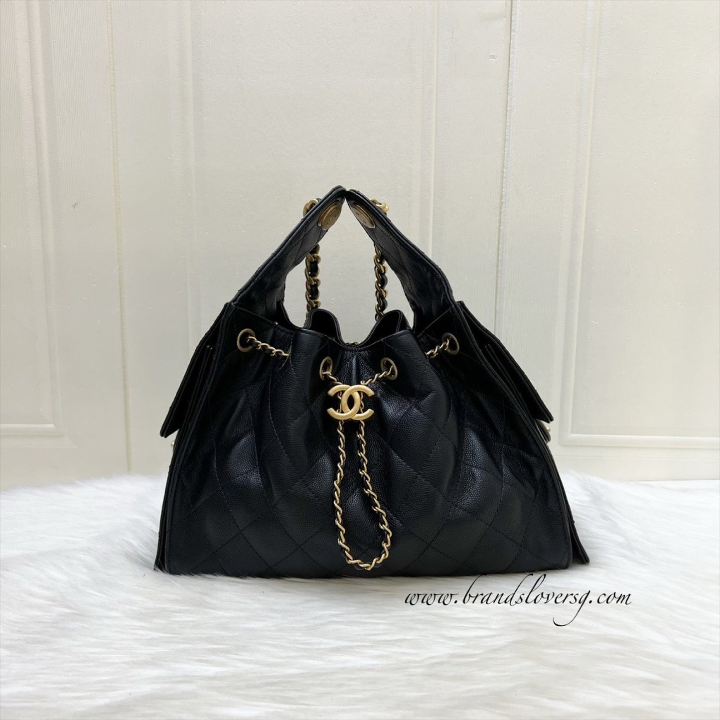 Chanel 25 Small Hobo Bag in Black Caviar and Aghw ( )