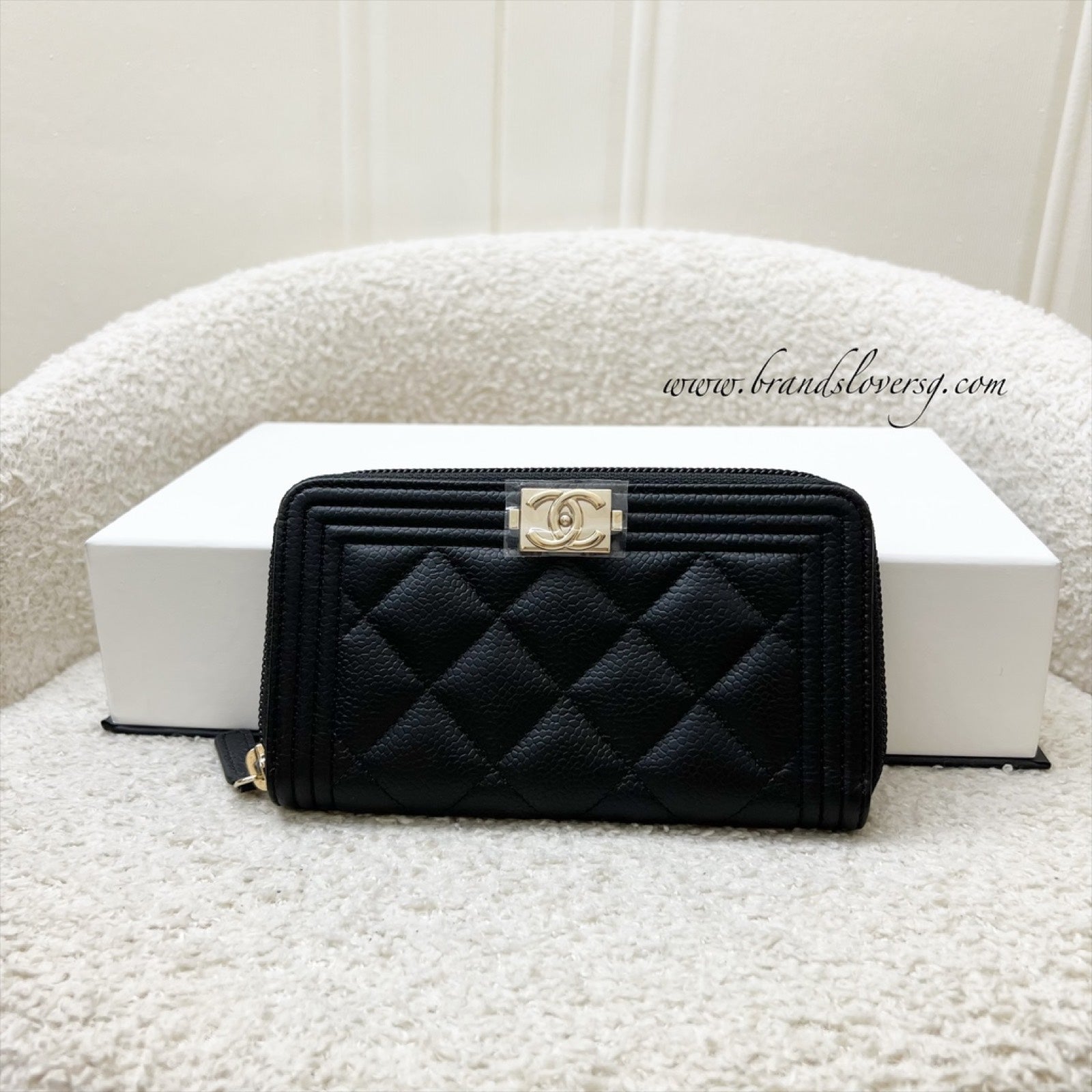 Chanel Boy Medium Mid Length Zippy Wallet in Black Caviar and Lghw ( ) Handbag
