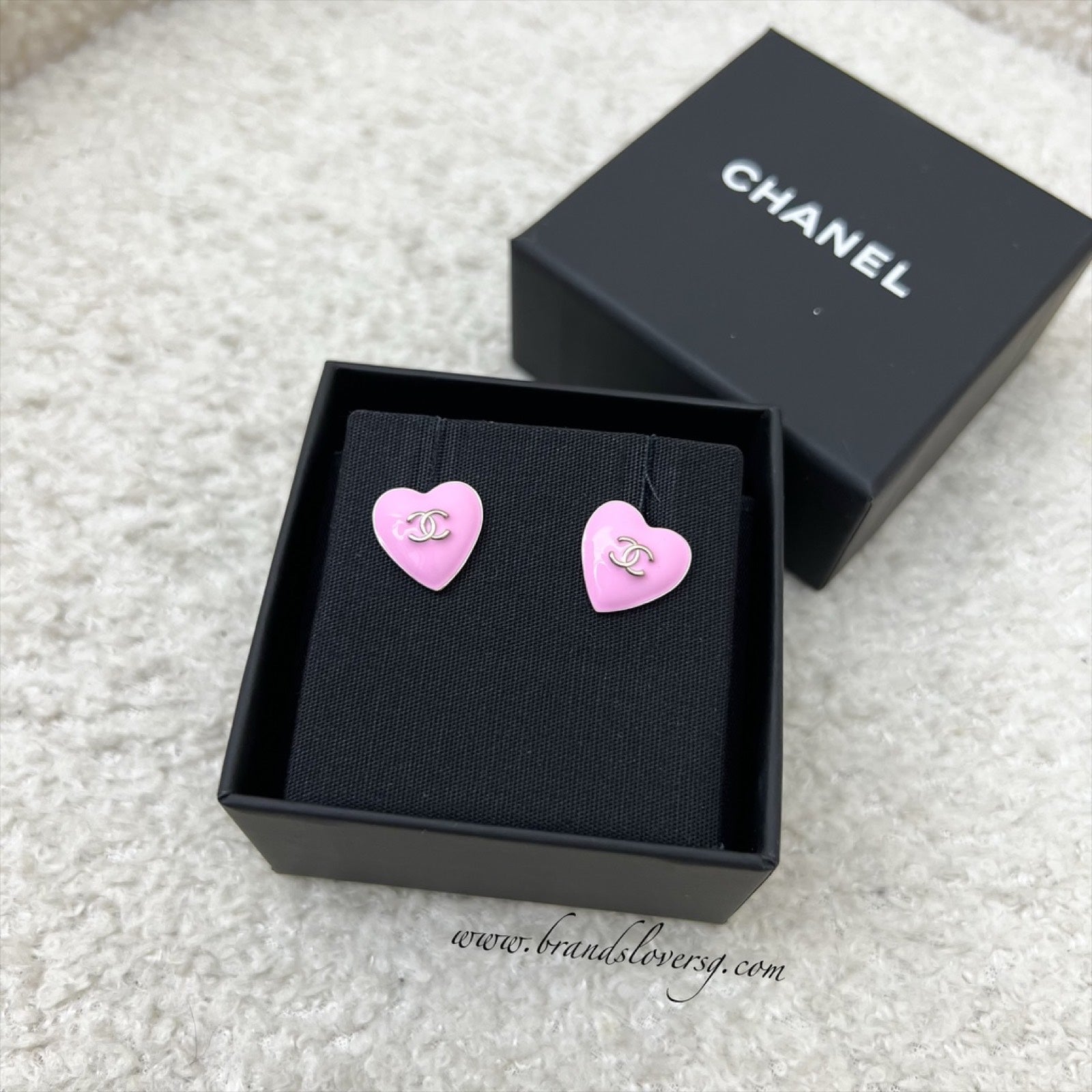 Chanel 25B Pink Hearts Earrings and Lghw