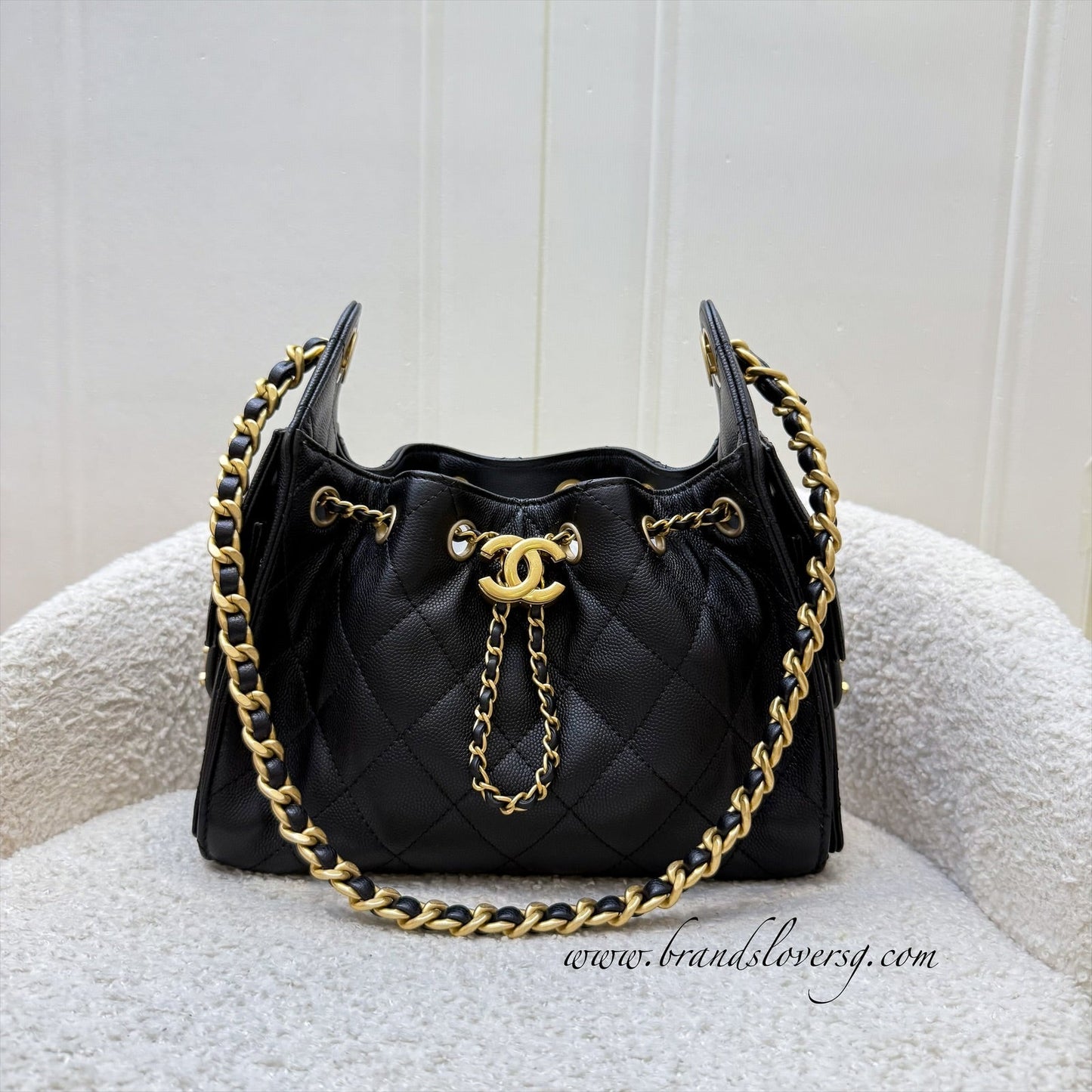 Chanel [Ln - Local Full Set - Nov ] 25 Mini Hobo Bag In Black Caviar And Aghw ( )