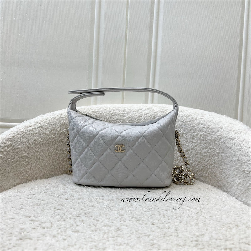 Chanel 25C Quilted Hobo Clutch on Chain in Light Grey Caviar and Lghw
