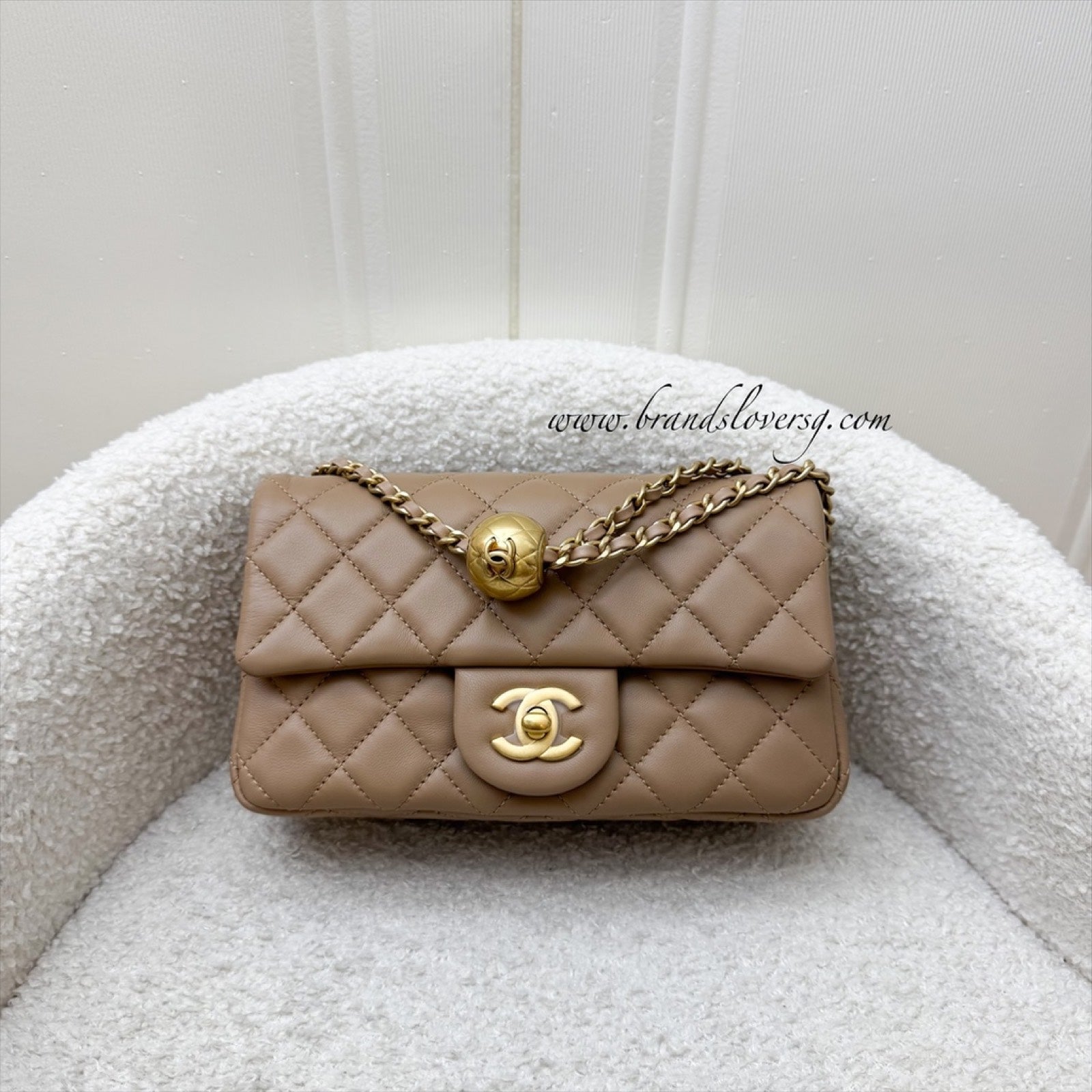 Chanel Pearl Crush Mini Rectangular Flap in 22B Dark Beige Lambskin Aghw Handbag