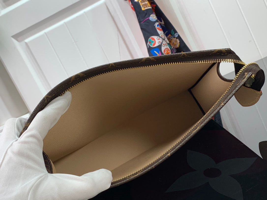 Top Quality Toiletry Pouch Game On By Canvas Monogram Travel Bag