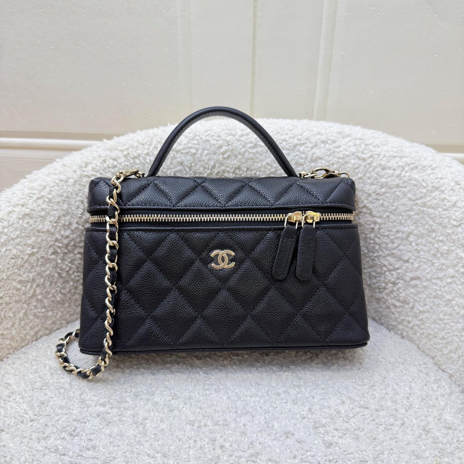 Chanel [bn Local Full Set Mar 2026] 26P Vanity / Clutch with Chain (lp Style Bag) in Black Caviar and Ghw