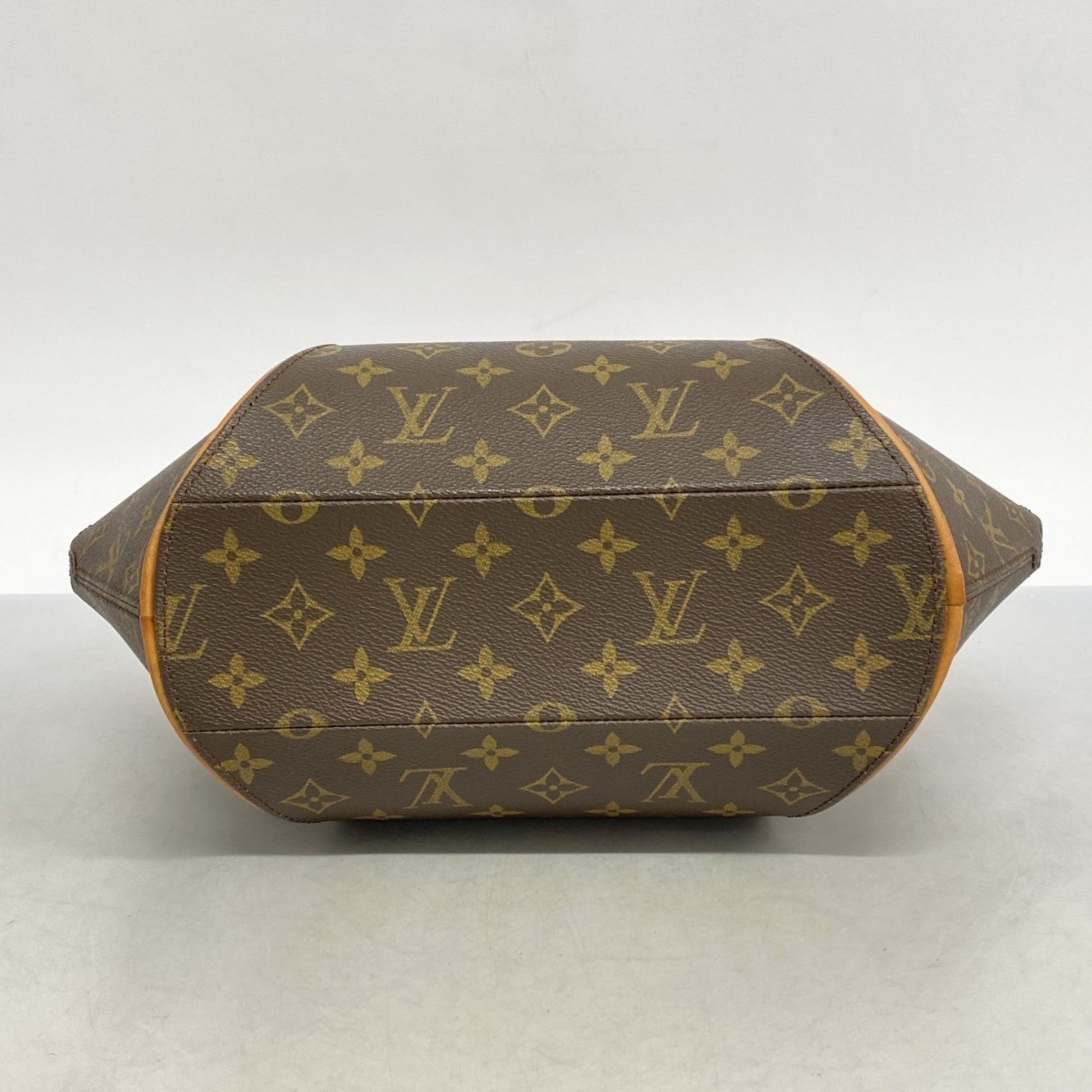Louis Vuitton  Handbag