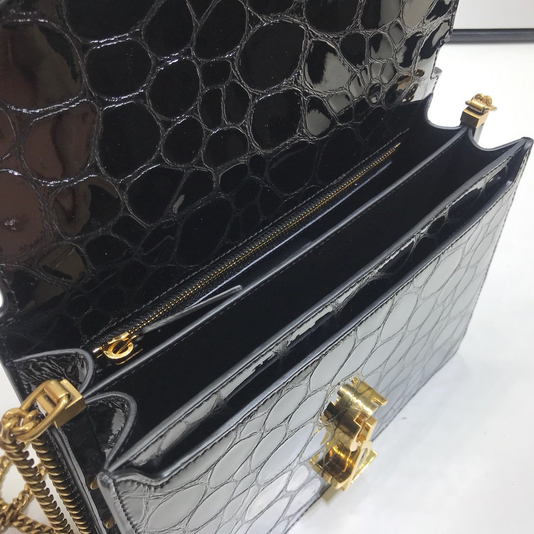 YSL Saint Laurent Cassandra Crossbody Bag Monogram Chain 74In19Cm Ysl 3825