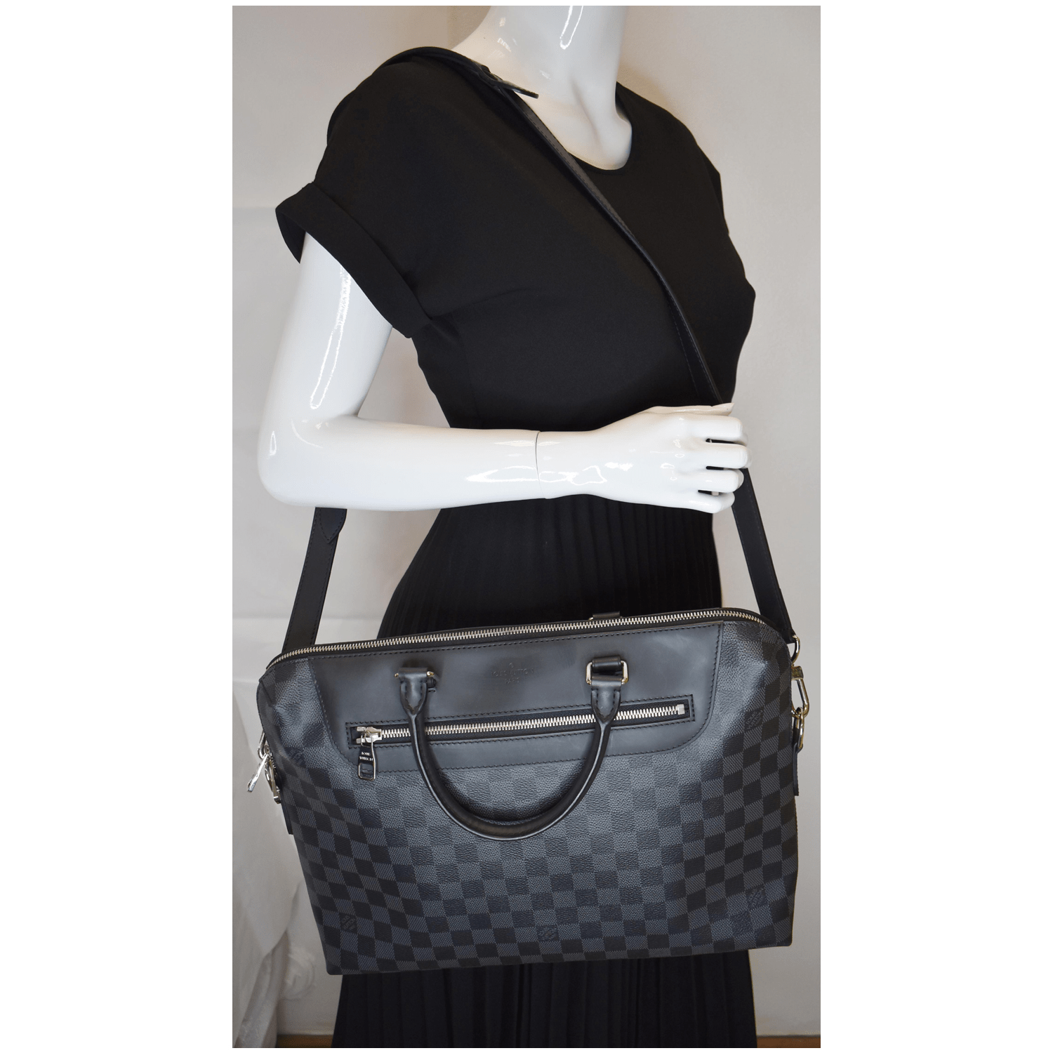 Louis Porte Documents Jour Graphite Briefcase Shoulder Black Shoulder Bag